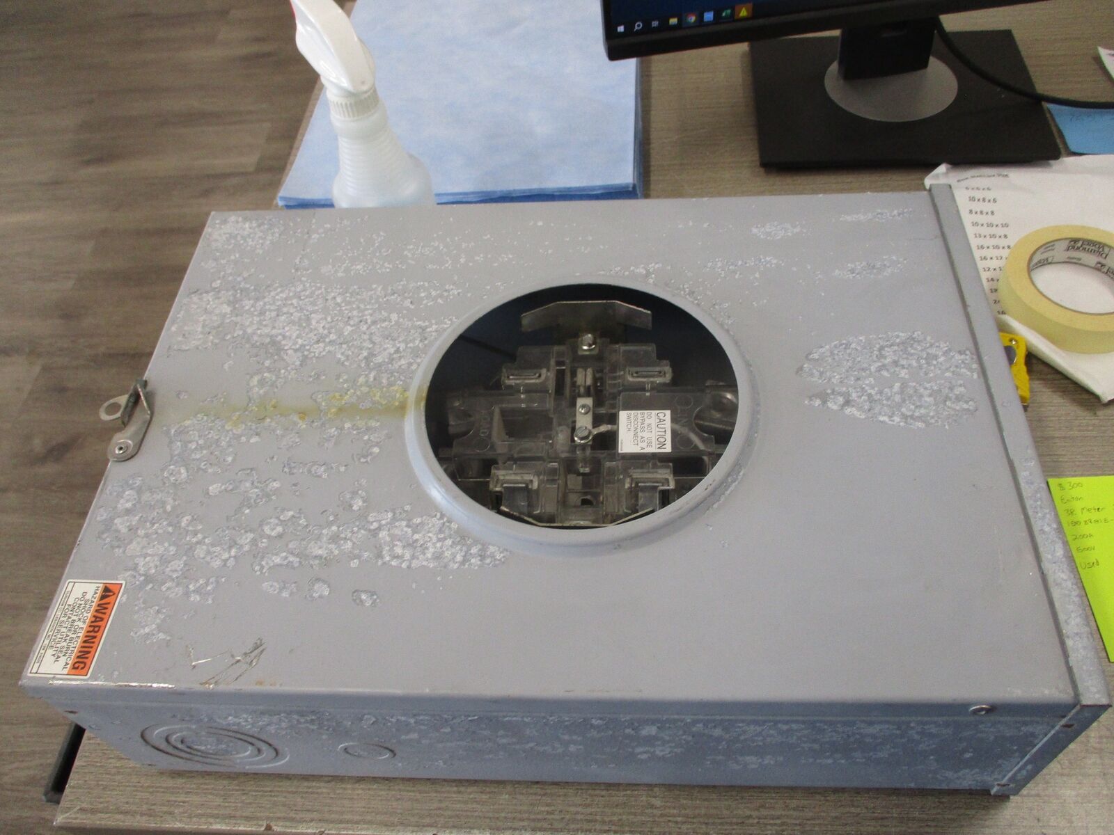 Eaton 3R Meter Socket 1008801E-CH 200A 600V Used