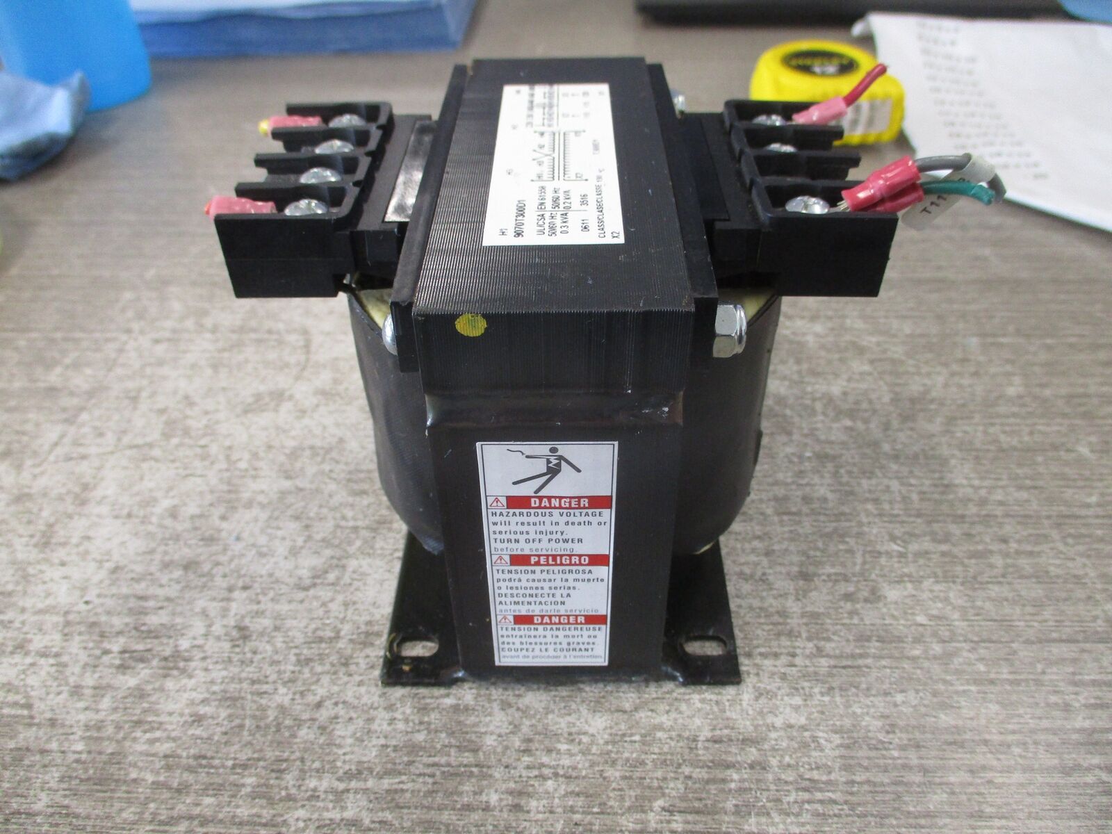 Square D Transformer 9070T300D1 0.3KVA Pri: 240/480V Sec: 120V * Missing (1) Ter