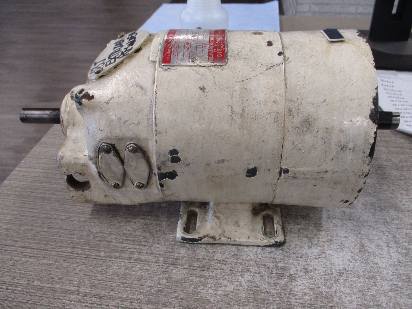 GE Tachometer Generator 5BC46AB2014A 1000RPM 180V * No Terminal Cover * Used