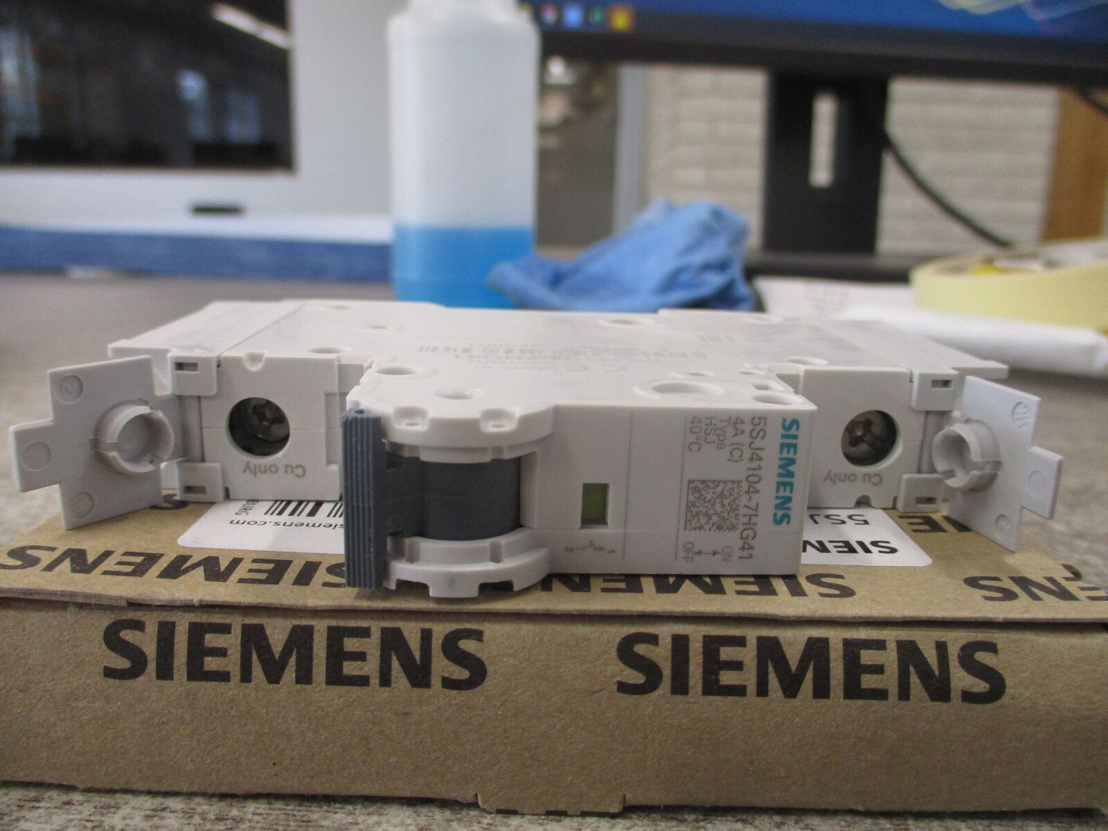 Siemens Circuit Breaker 5SJ4104-7HG41 4A 240V 1P New Surplus