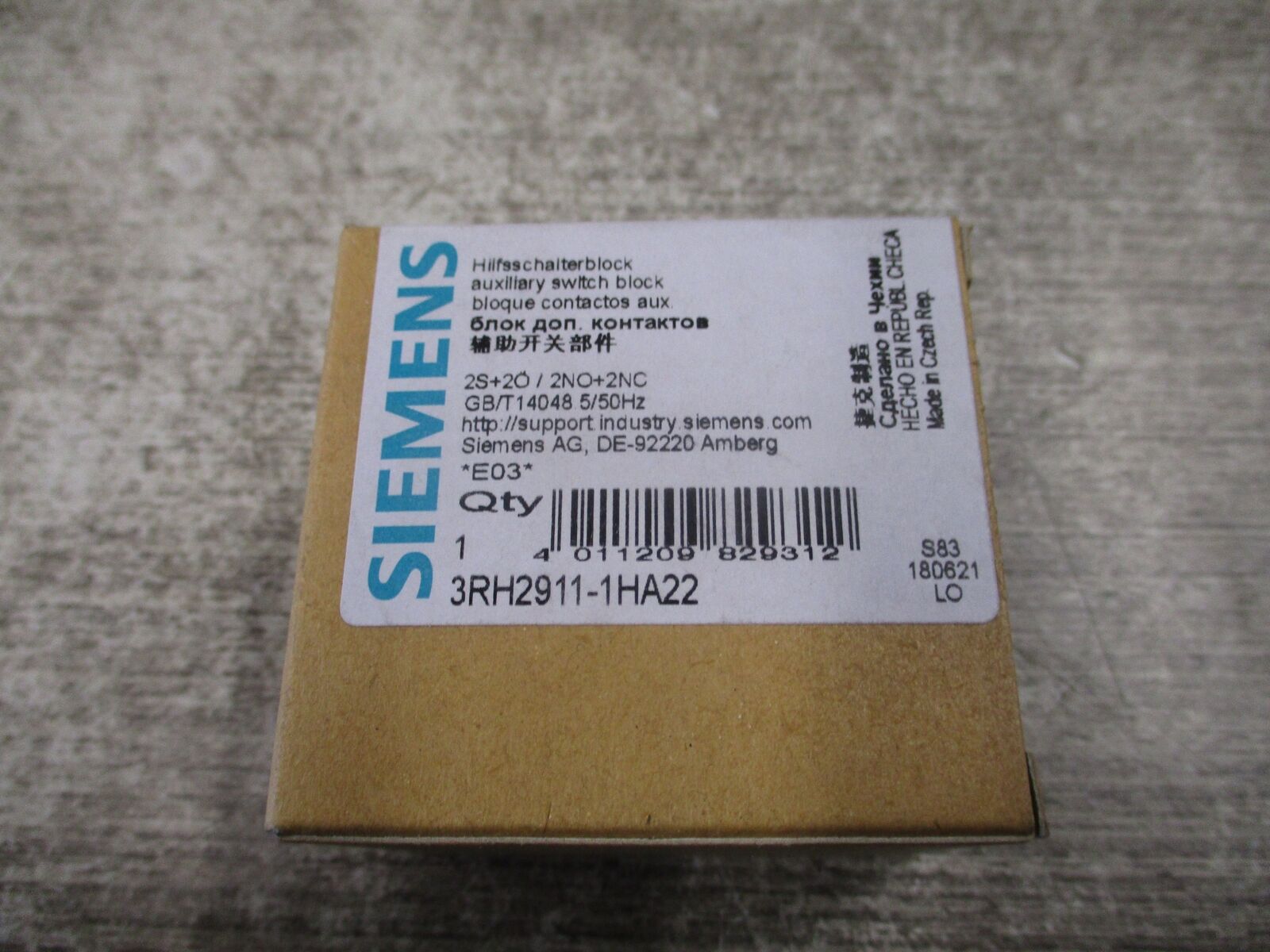 Siemens Aux Switch Block 3RH2911-1HA22 New Surplus