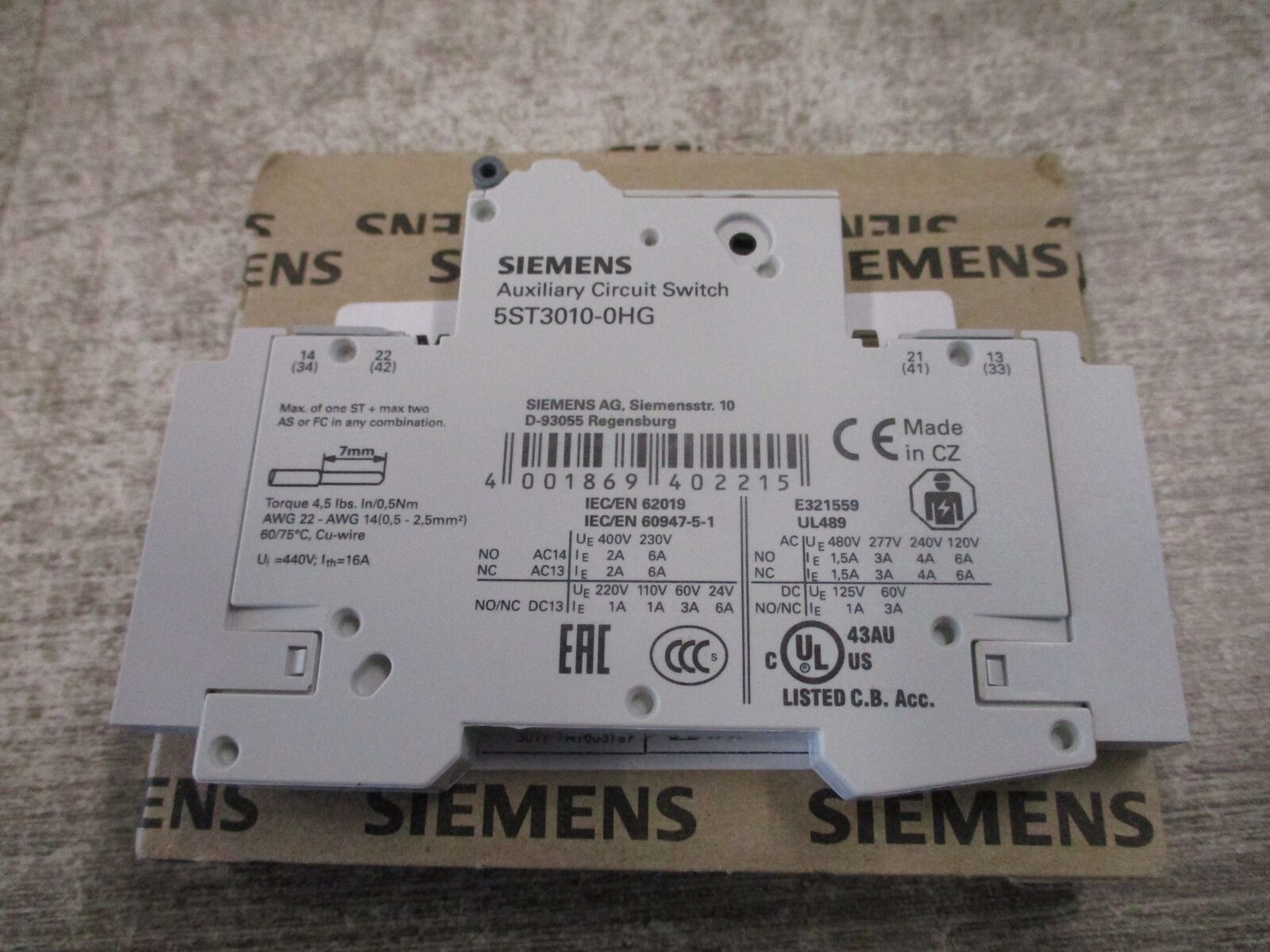 Siemens Aux Circuit Switch 5ST3010-0HG 480VAC 125VDC New Surplus