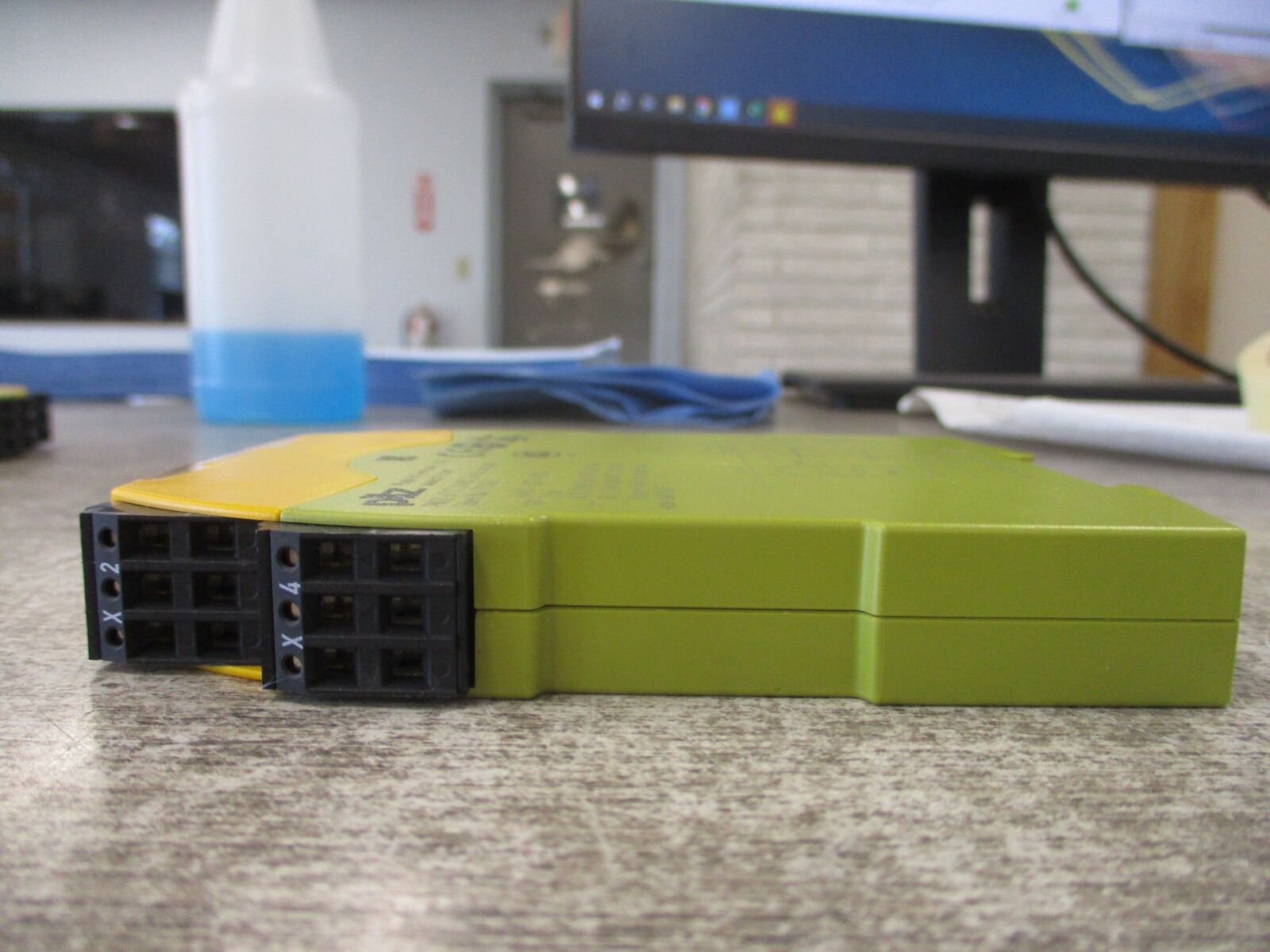 Pilz Contact Expansion Module 751167 PNOZ s7.1C 24VDC 3n/o Cascade Used
