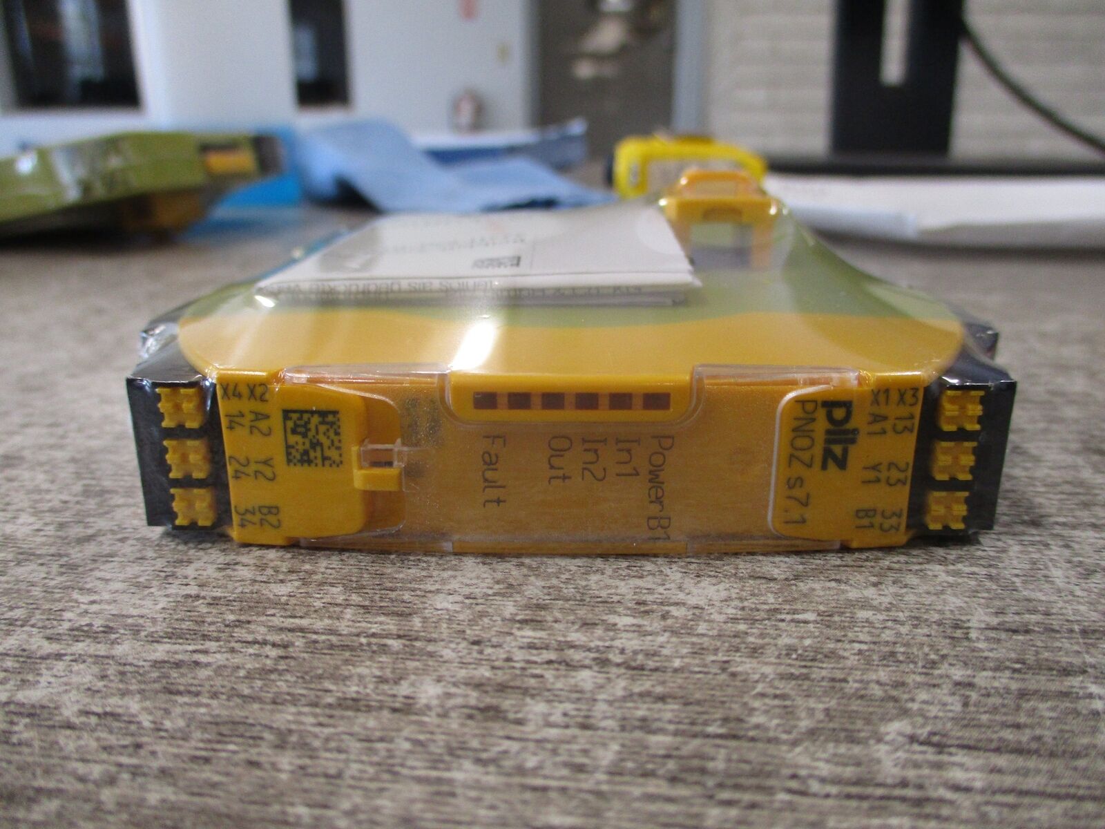 Pilz Contact Expansion Module 751167 PNOZ s7.1C 24VDC 3n/o Cascade * No Box * Ne