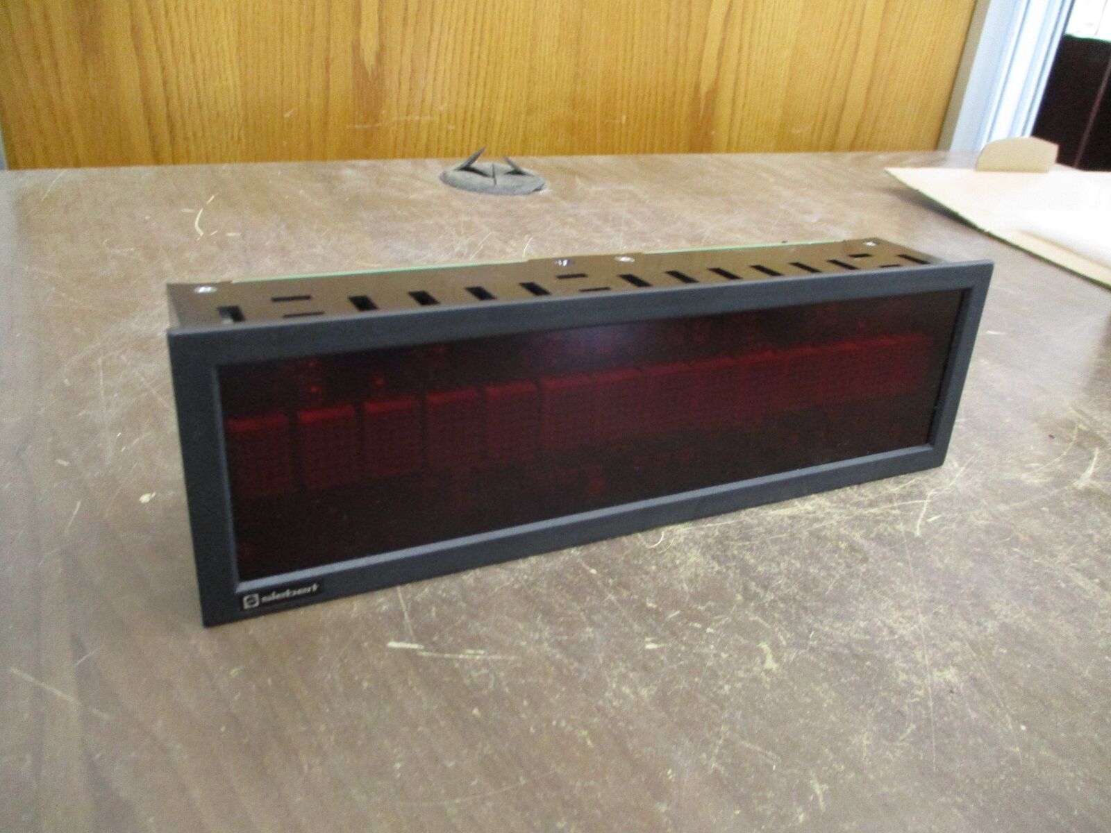 Siebert Display SX102-14/18/0R-001/0B-S0 New Surplus