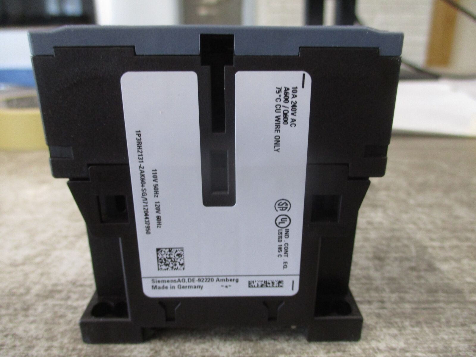 Siemens Contactor 3RH2131-2AK60 120V Coil 10A New Surplus