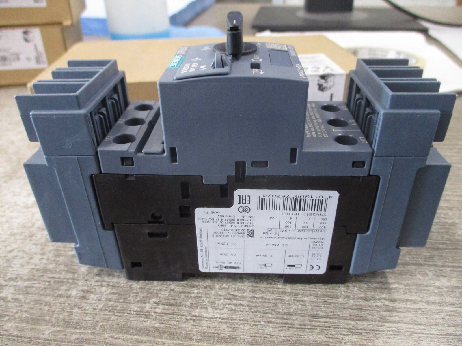 Siemens Circuit Breaker 3RV2811-1ED10 4A New Surplus