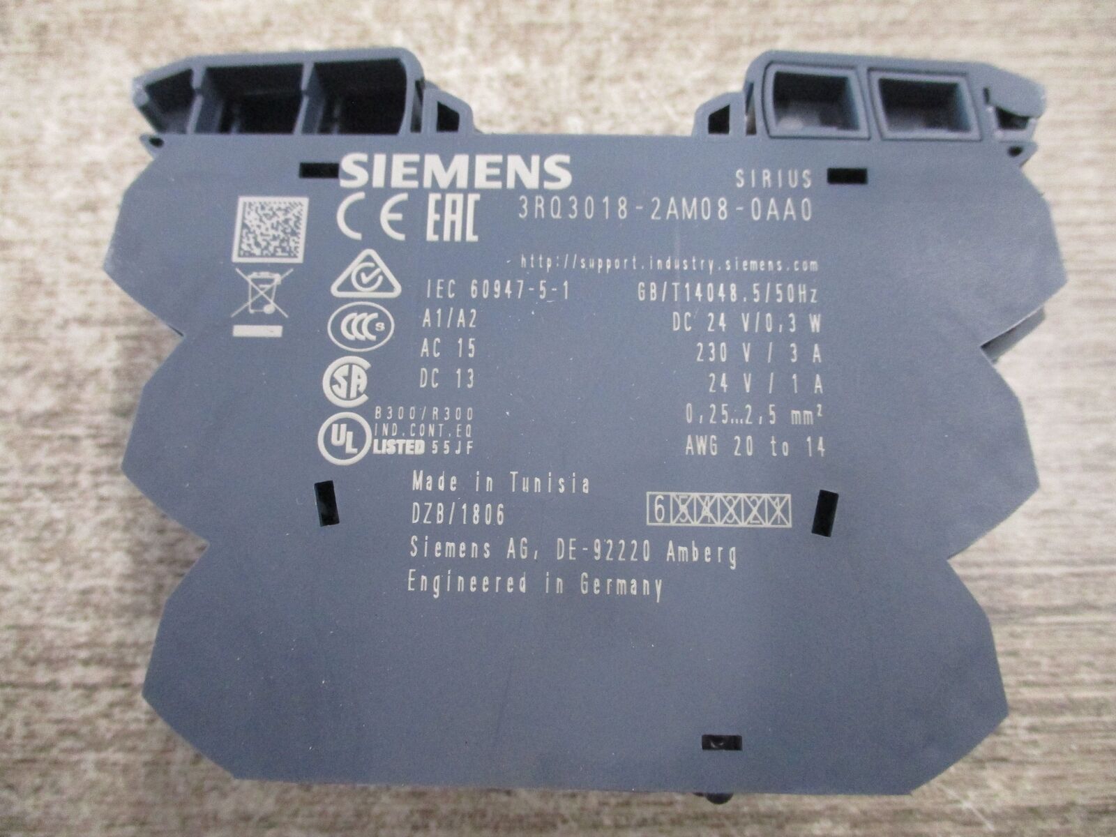 Siemens Coupling Relay 3RQ3018-2AM08-0AA0 24VDC * Box Of 5 * New Surplus