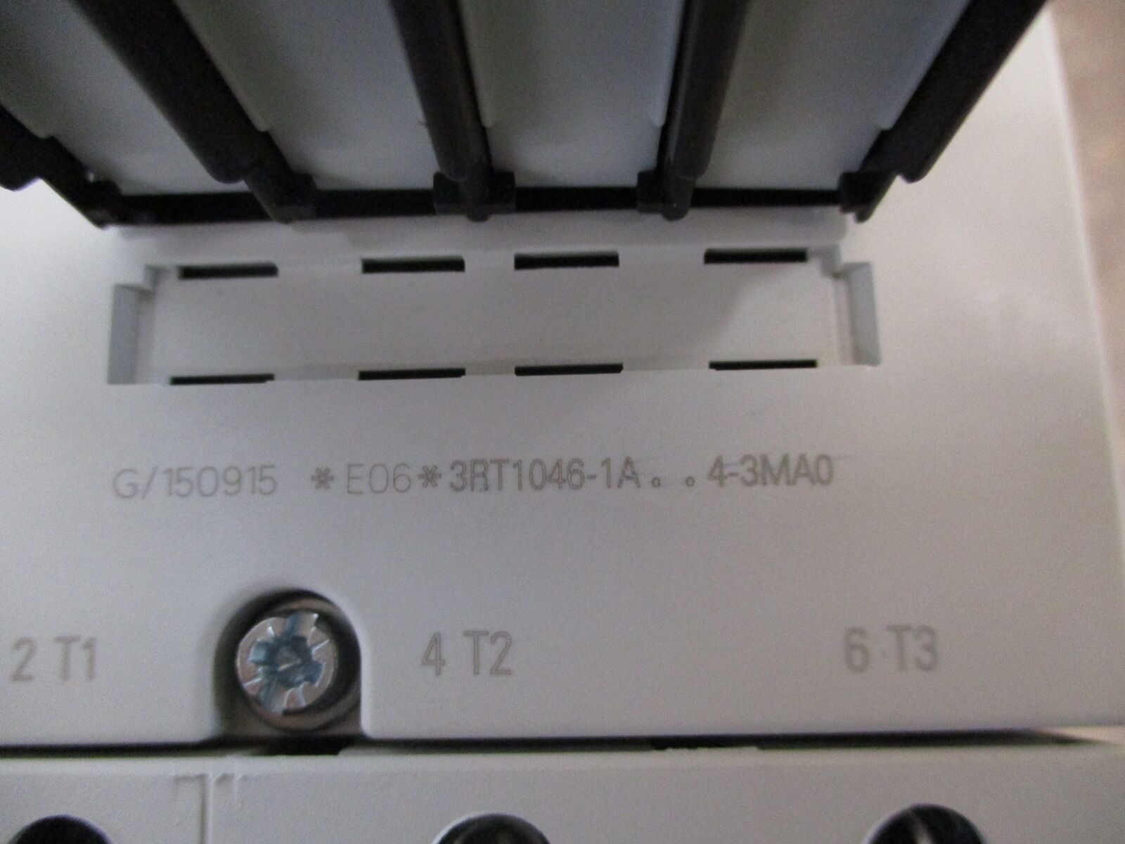 Siemens Contactor 3RT1046-1AK64-3MA0 120V Coil New Surplus