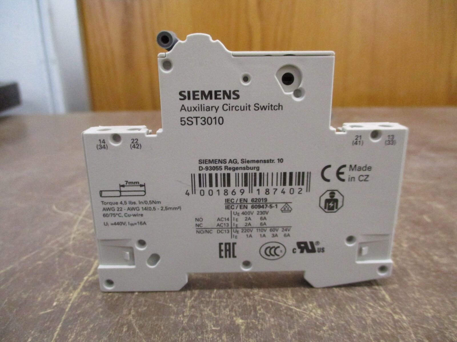 Siemens Aux Circuit Switch 5ST3010 New Surplus