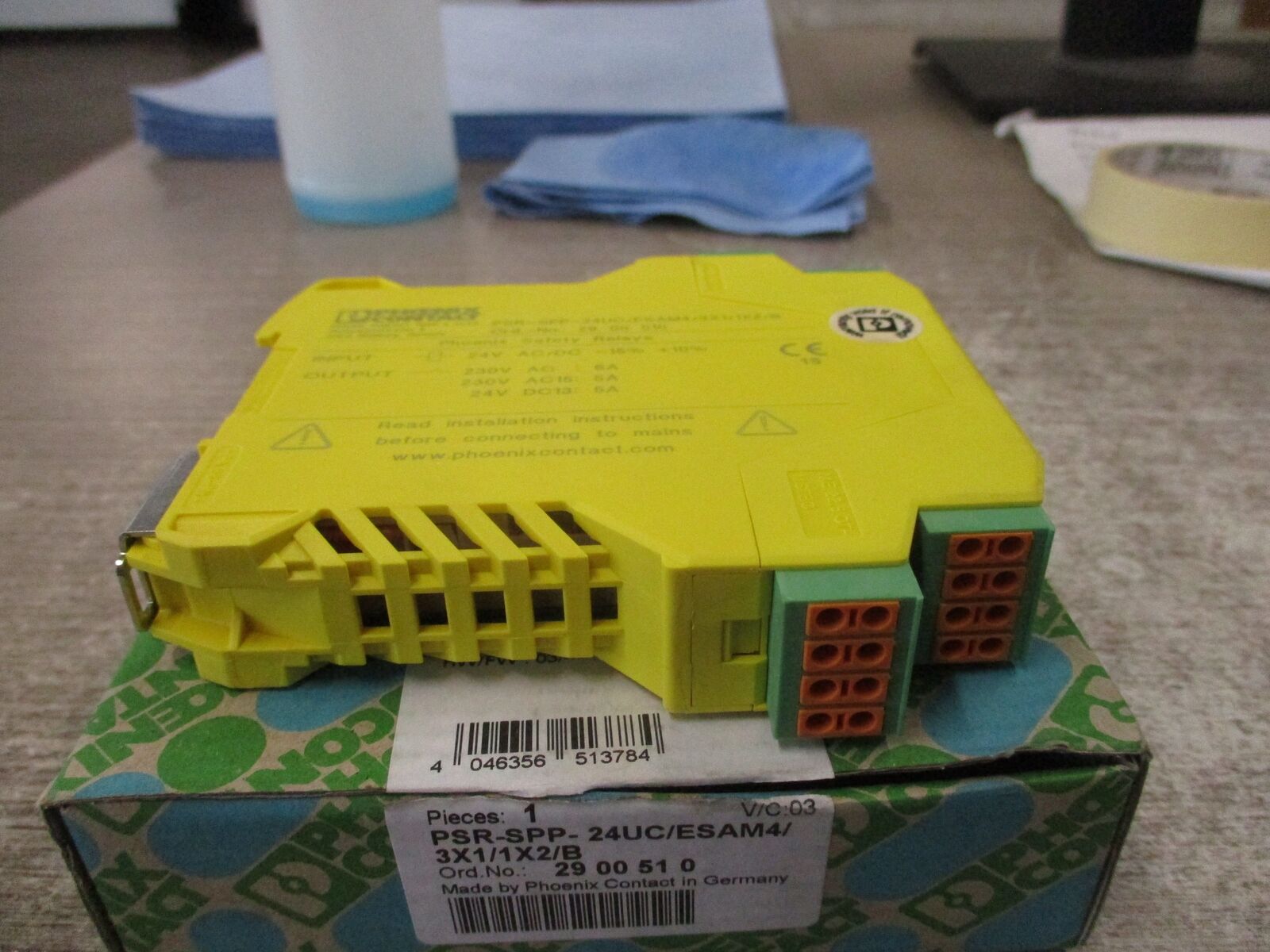 Phoenix Contact Safety Relay 2900510 PSR-SPP-24UC/ESAM4/3X1/1X2/B New Surplus