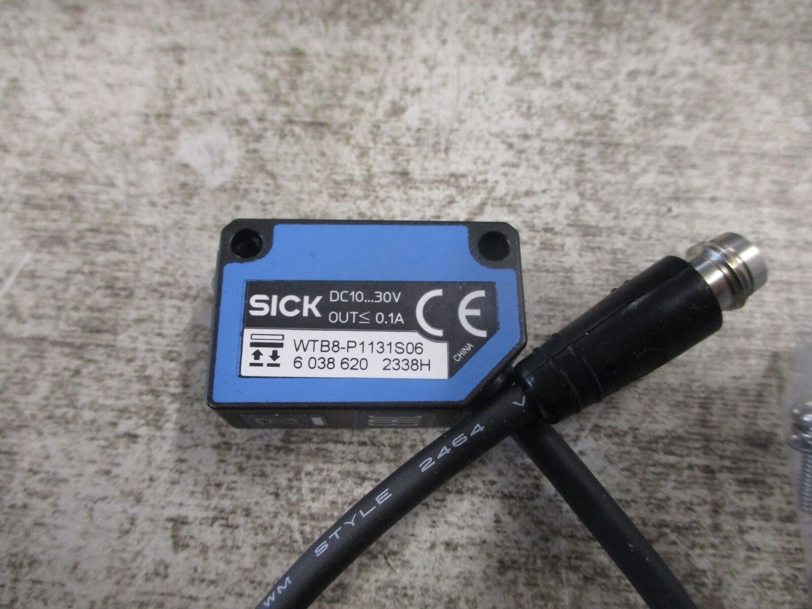 Sick Photoelectric Sensor WTB8-P1131S06 New Surplus