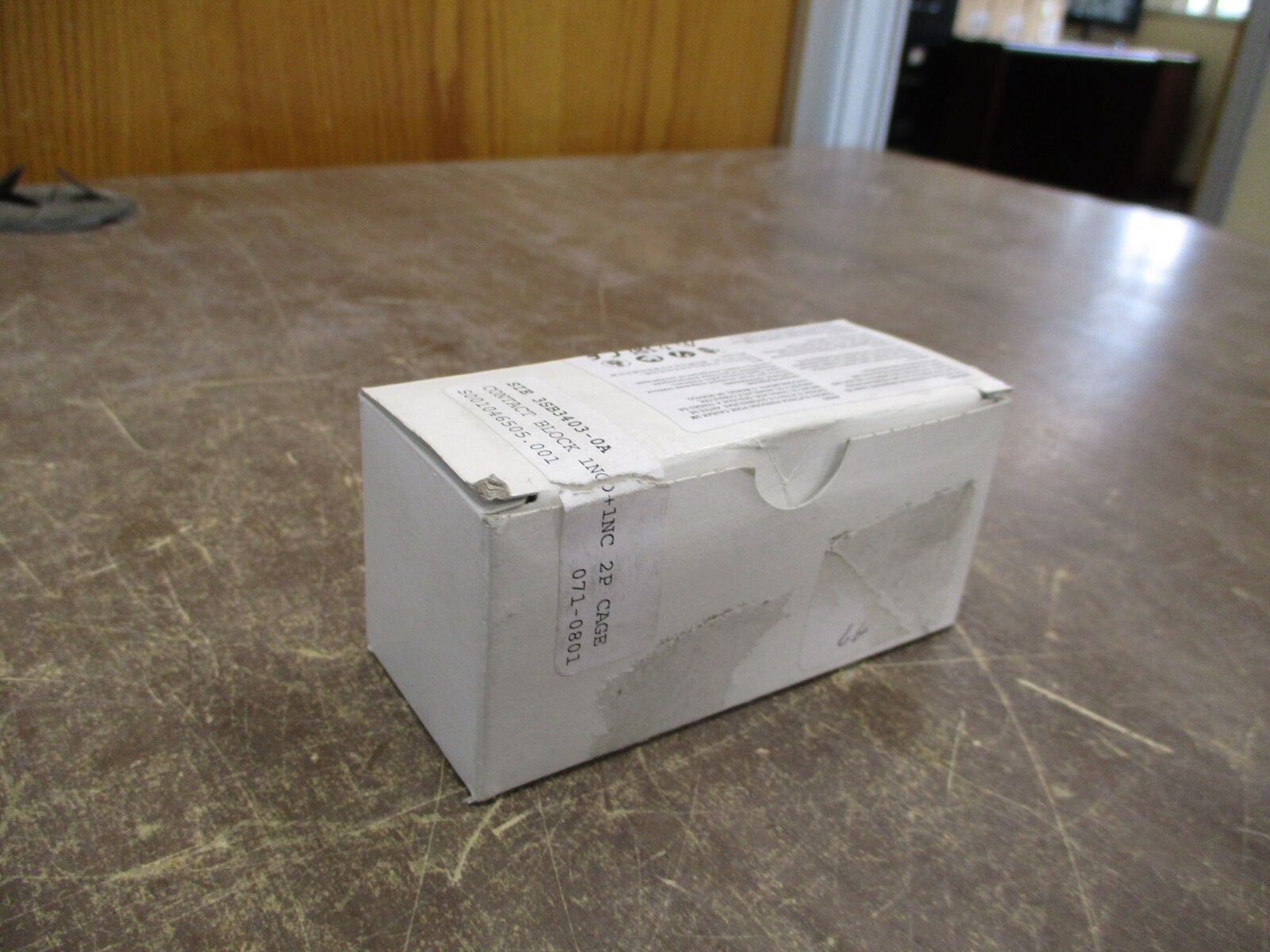 Siemens Contact Block 3SB3 403-0A 1 NO + 1 NC *Box of 10* New Surplus