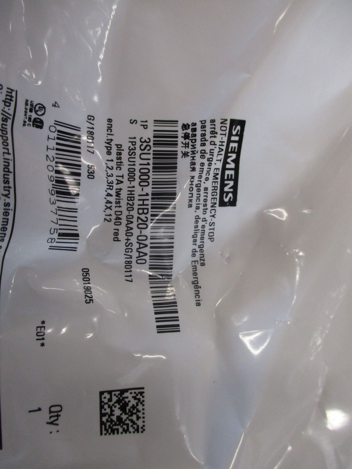 Siemens Emergency-Stop 3SU1000-1HB20-0AA0 Type 3R,4X,12 Enclosure New Surplus