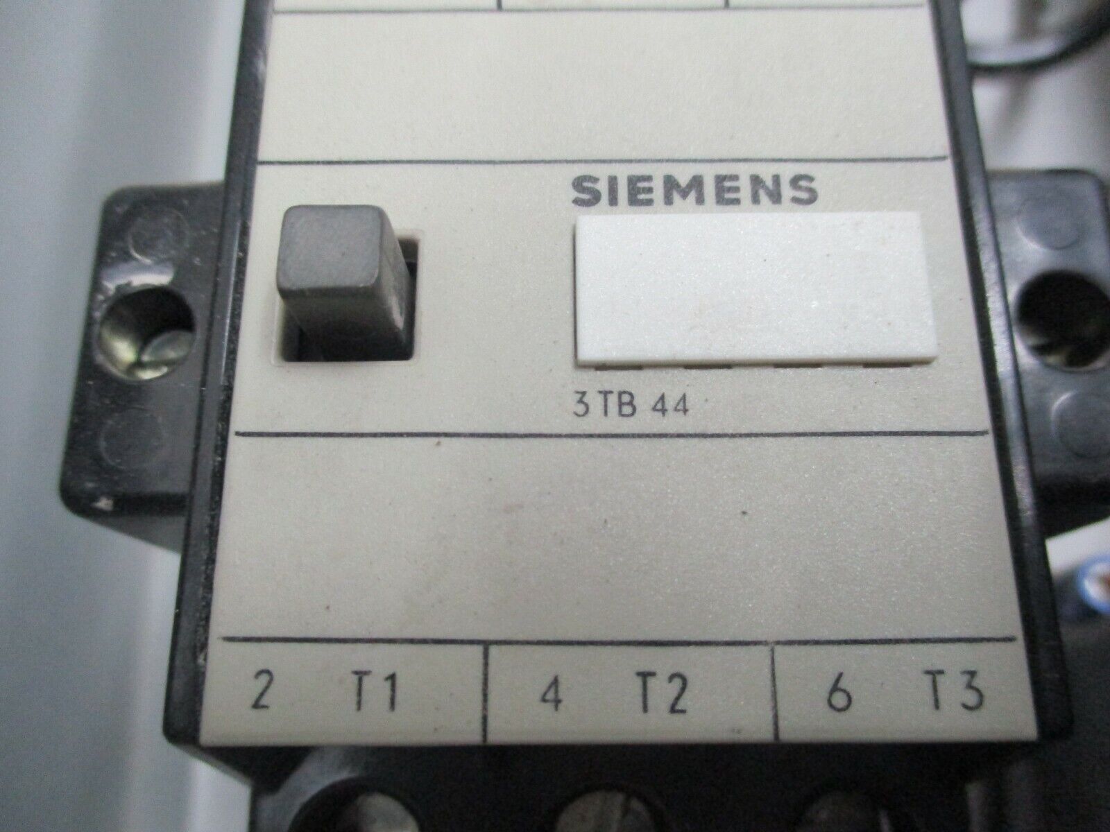 Siemens Breaker Combination 3TB44 120V Coil 10-16A Trip 25A Breaker Used