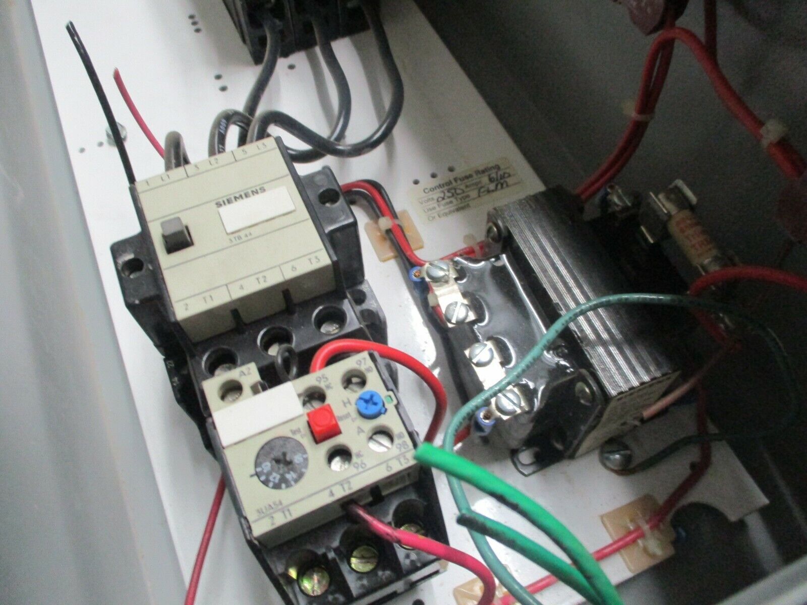 Siemens Breaker Combination 3TB44 120V Coil 10-16A Trip 25A Breaker Used