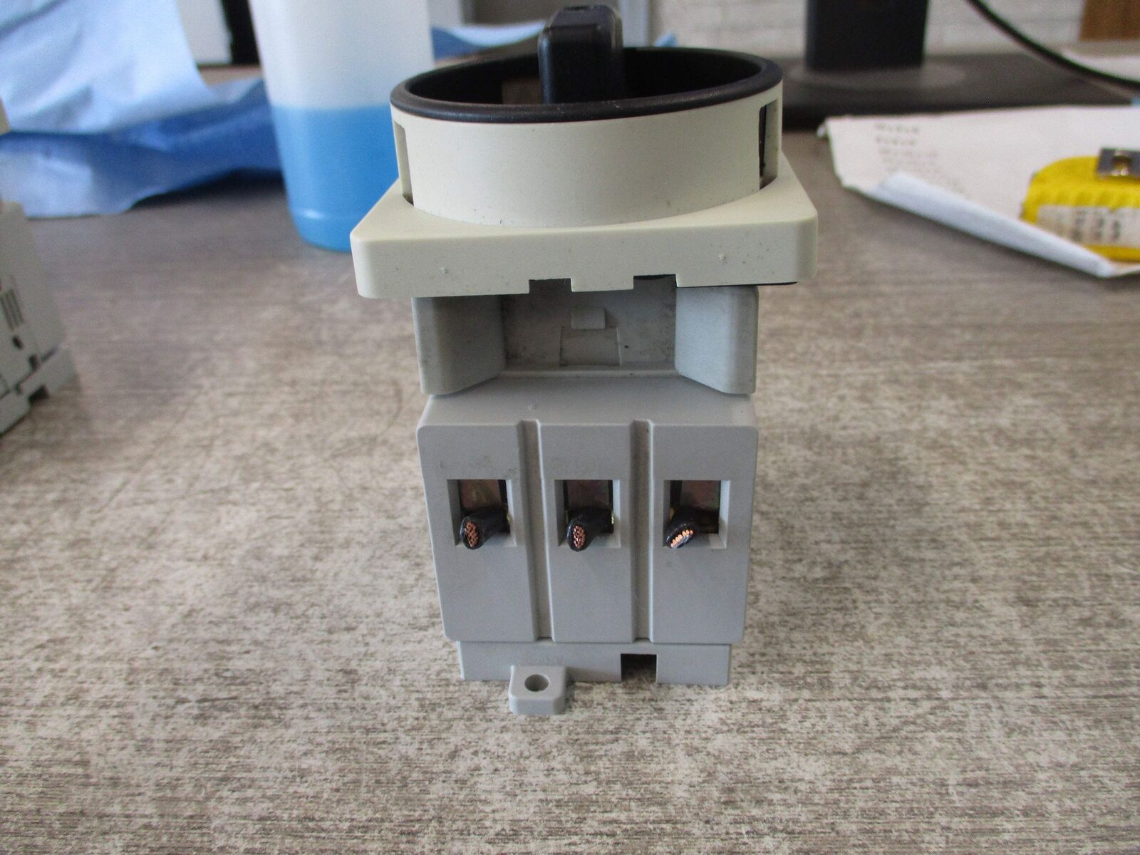 Allen-Bradley Disconnect Switch 194E-E63-1753 Ser. B 63A 690V 3P Used