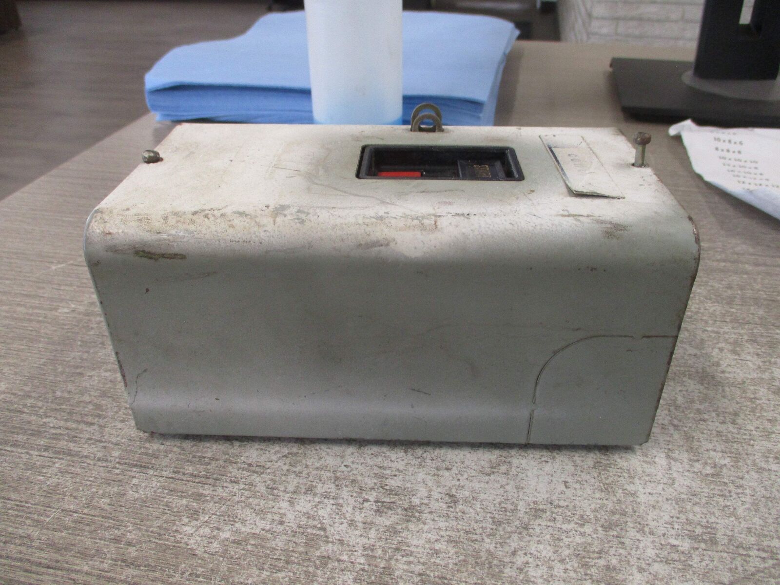 GE Enclosed Manual Starter CR1062R2B 5HP 600V Used