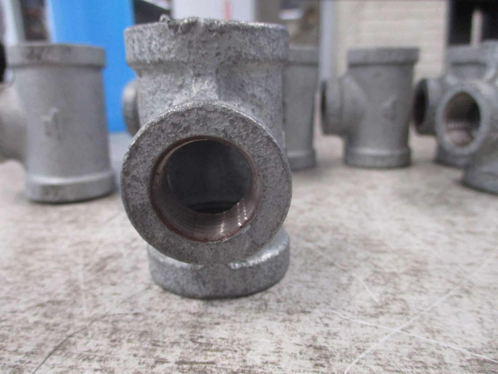 Misc. Brand Malleable Iron Tee Fitting Size: 3/4" X 3/4" X 1/2" * Lot of 10 * *
