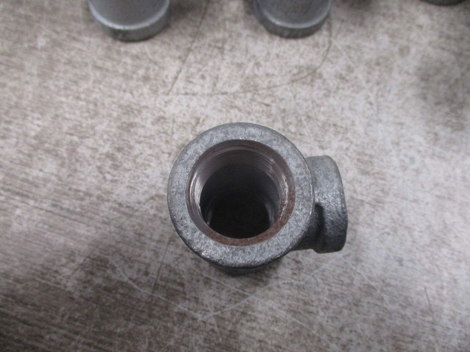 Misc. Brand Malleable Iron Tee Fitting Size: 3/4" X 3/4" X 1/2" * Lot of 10 * *