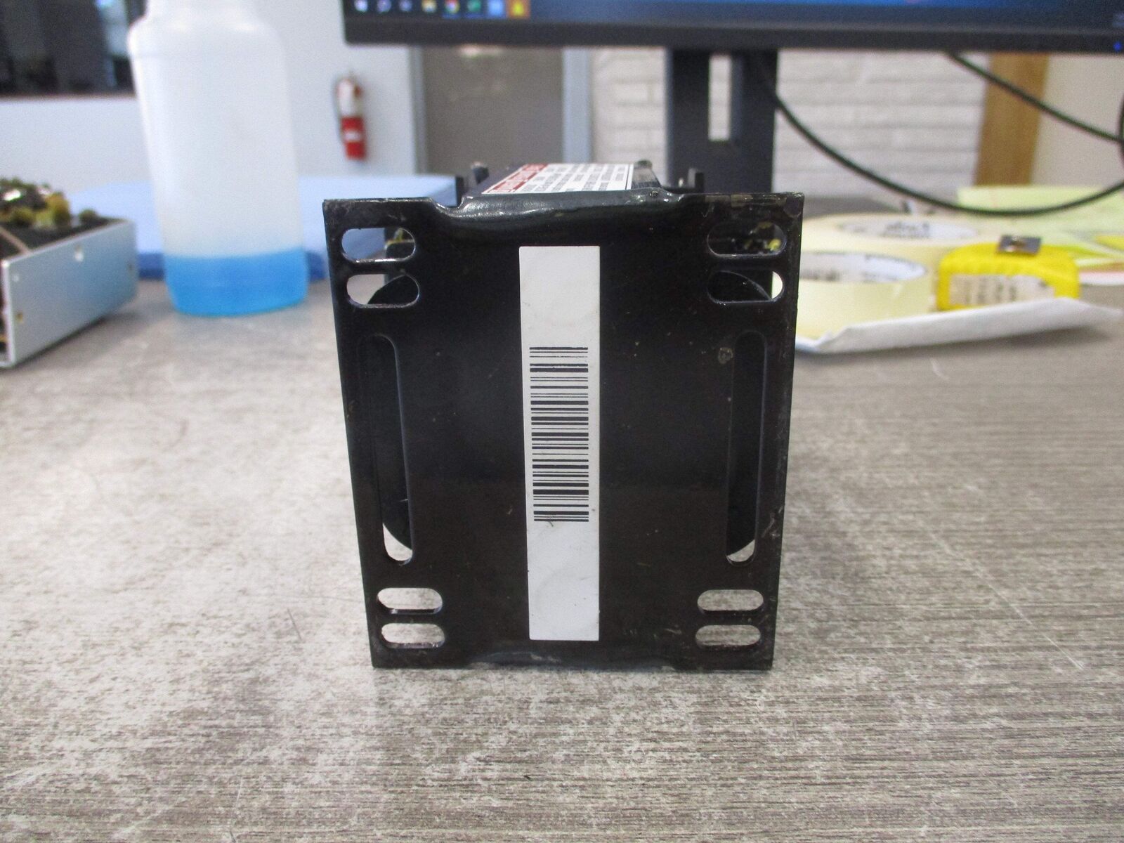 Square D Transformer 9070TF100D23 0.1kVA Pri: 120/240V Sec. 24V 50/60Hz Used