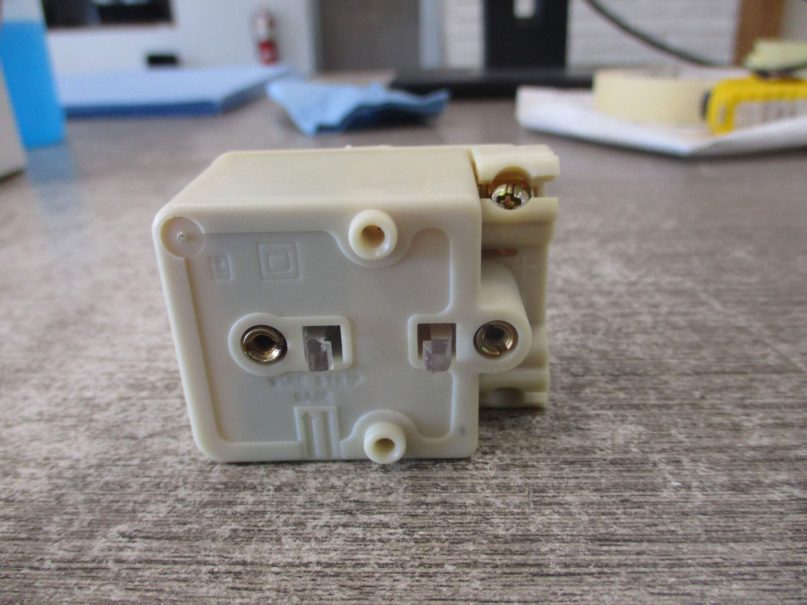 Square D FingerSafe Light Module 9001KM1 Ser. H Transformer Type New Surplus