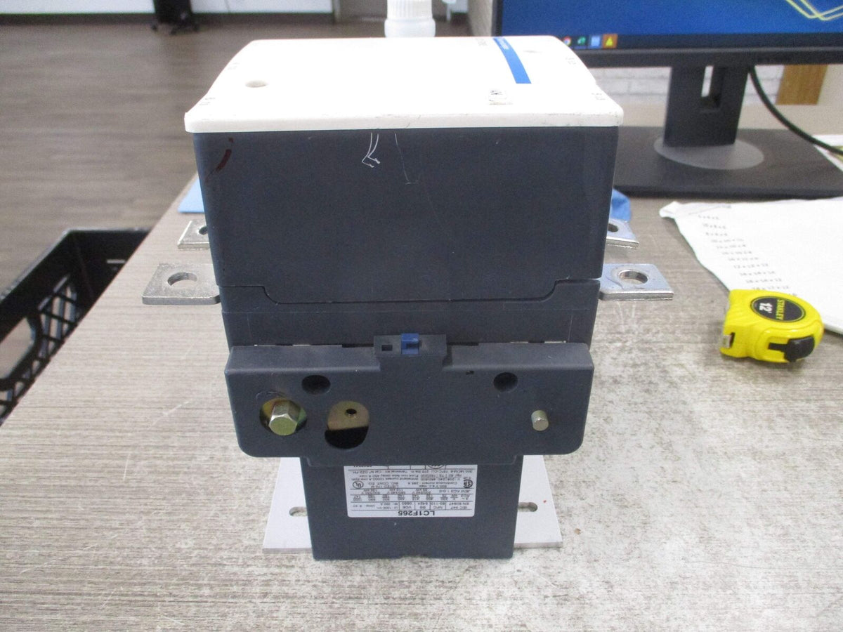 Telemecanique Contactor LC1F265 120-127V Coil 40-400 Hz 285A 600V Used