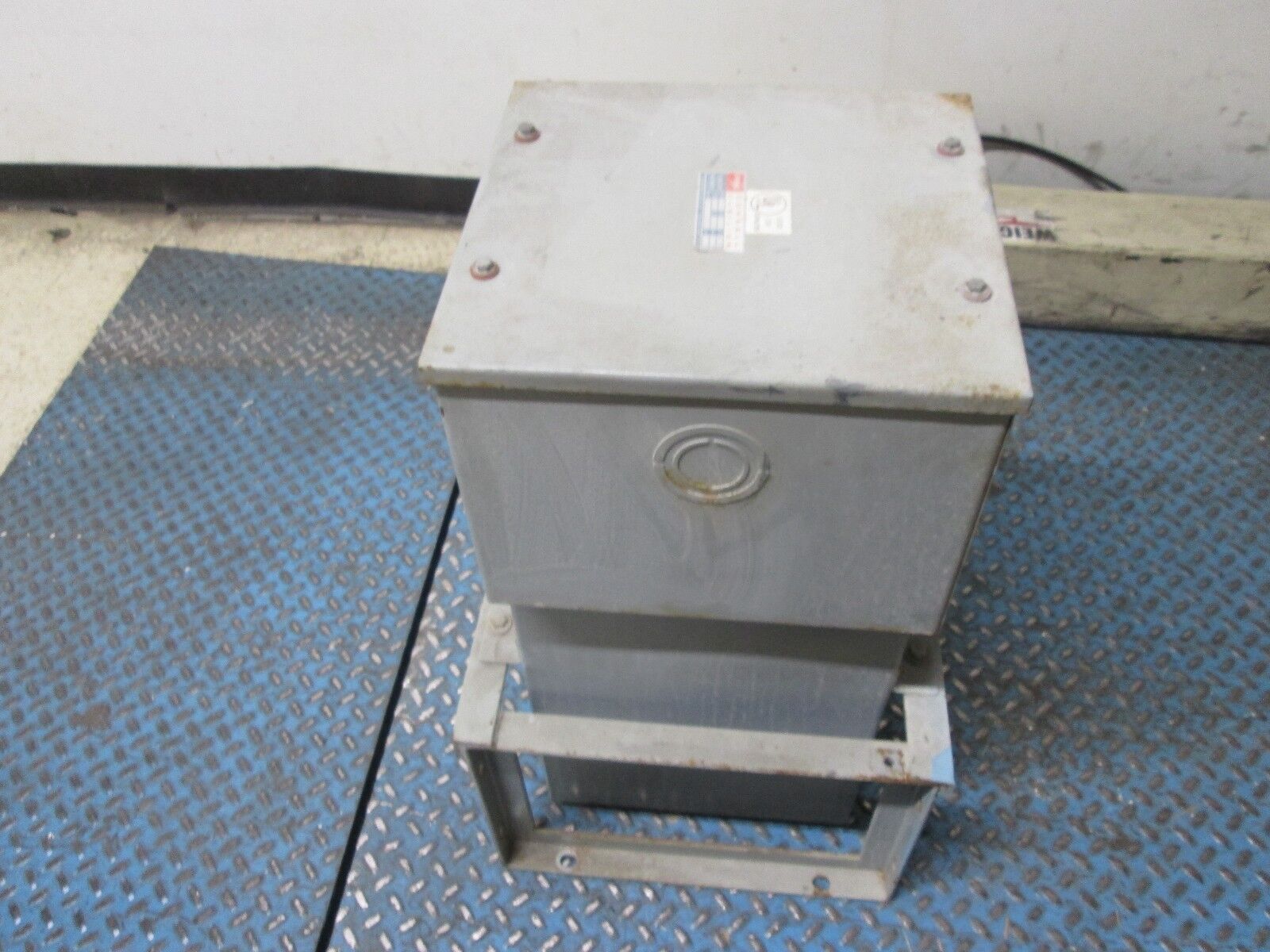 FPE Capacitor ICS2150F33 150 KVAR 480V 3Ph Used