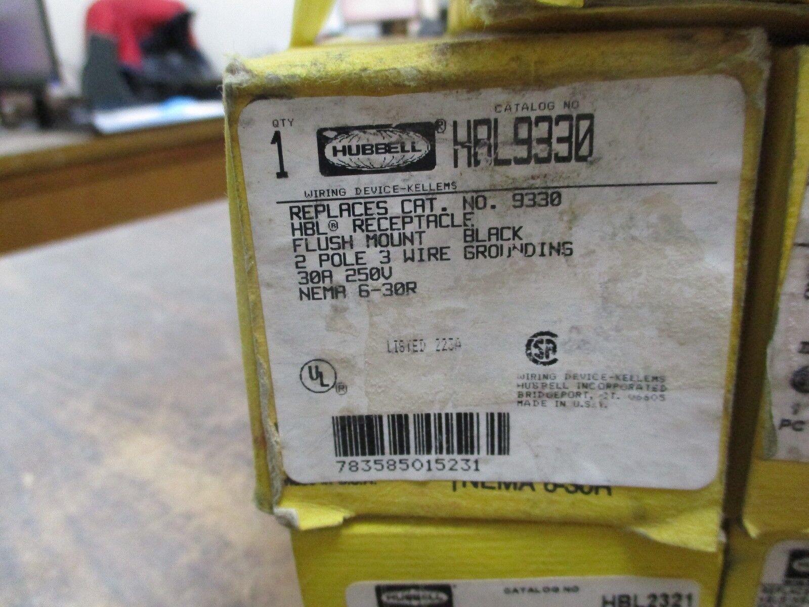 Hubbell Twist Lock Plugs HBL9330 HBL2321 HBL2321 HBL2311 HBL2311 *Lot of 5*