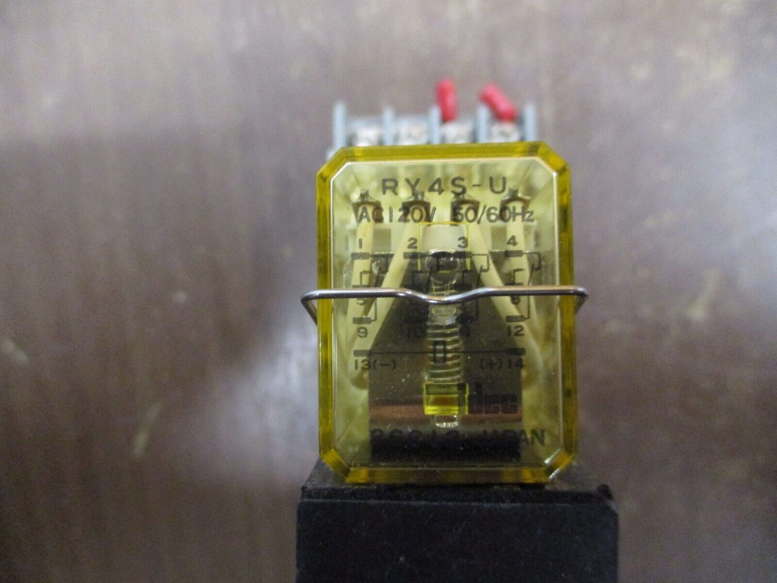 IDEC Relay w/ Base RY4S-U 120V w/ Electrocube RG1782-7 Used