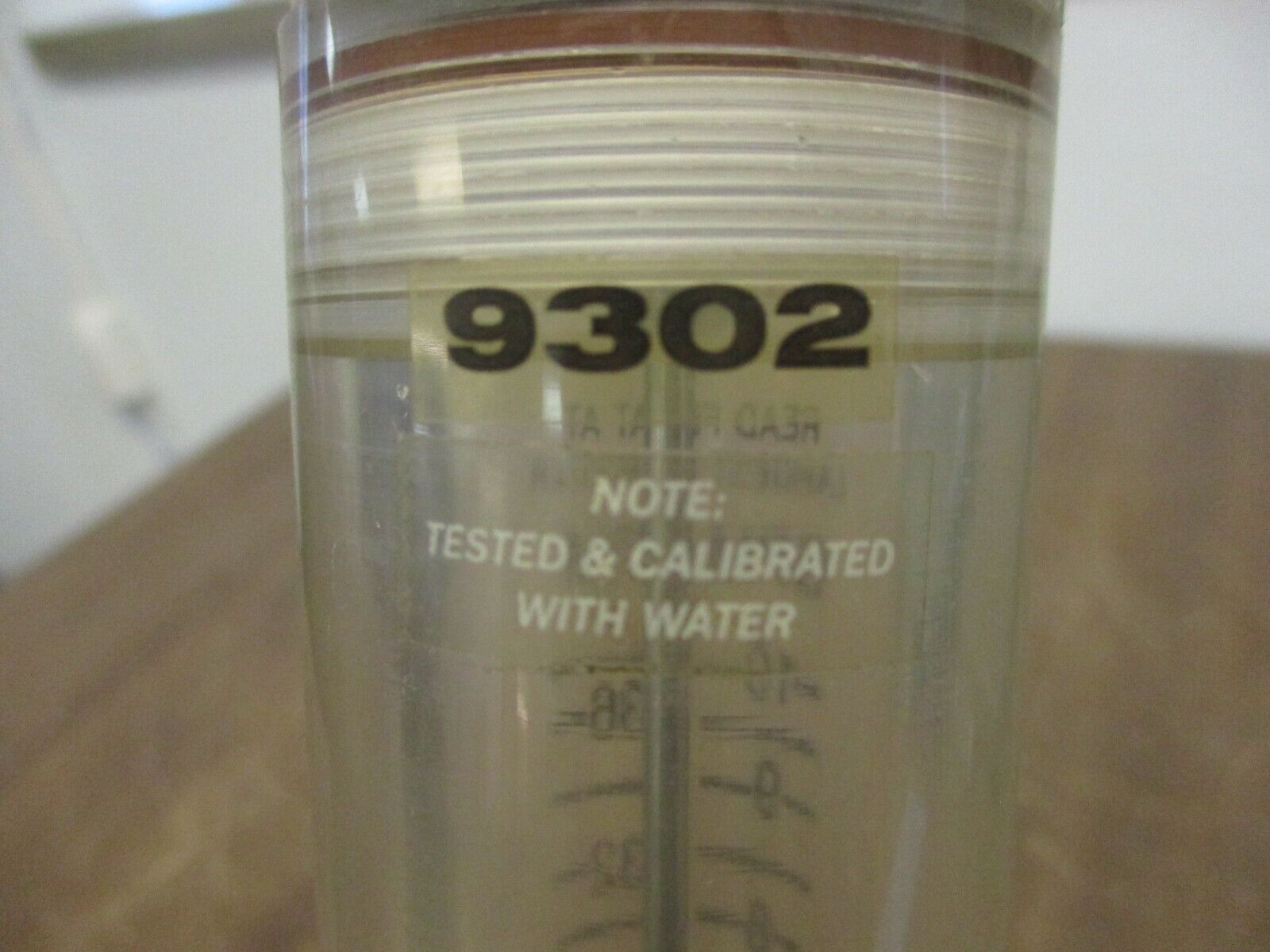 Blue White Flow Meter 9302 Range: 1-10GPM Used