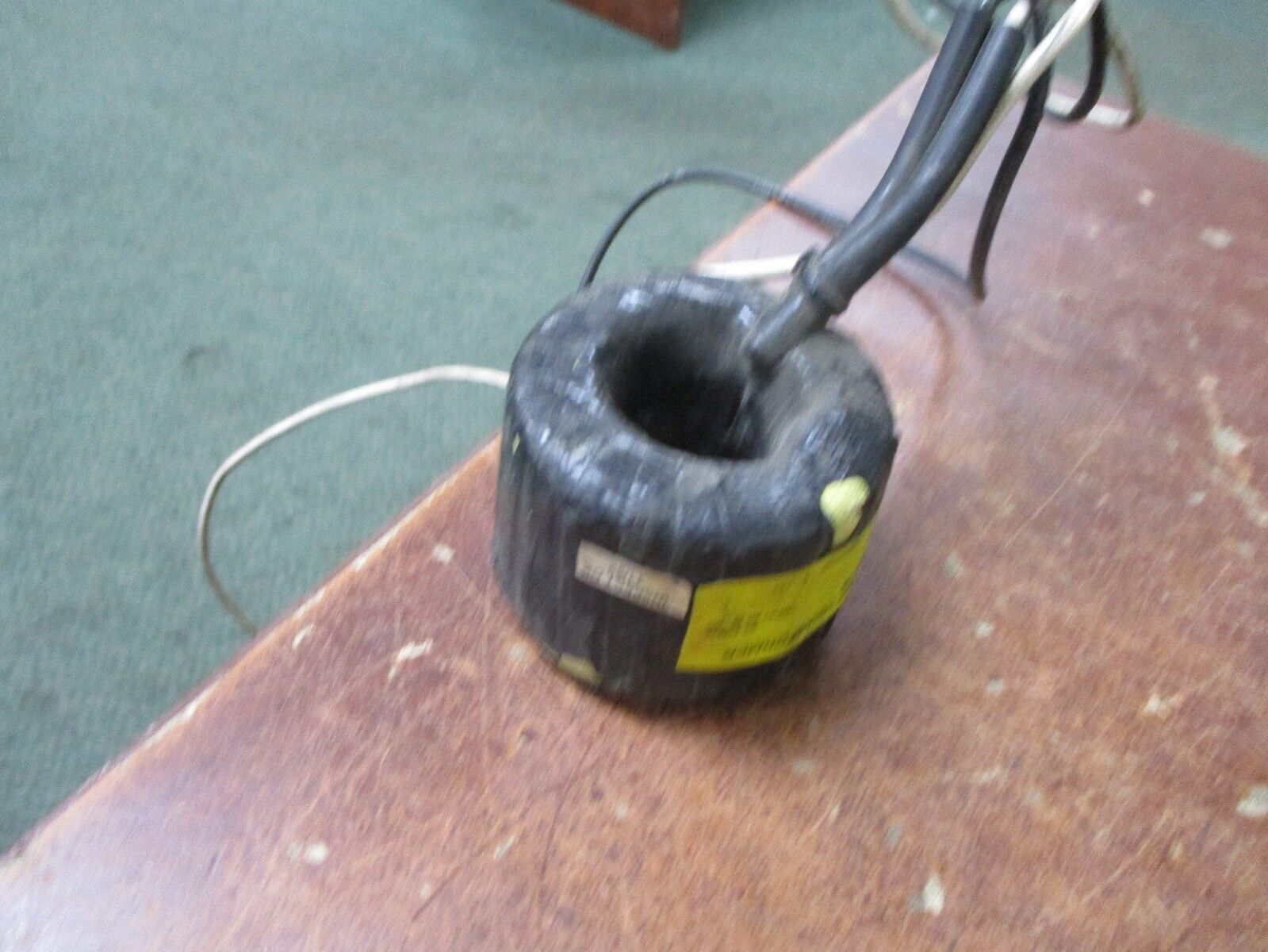 WICC Current Transformer LLB-200-00-L36 Ratio:200:5A 600V 50-400Hz Used