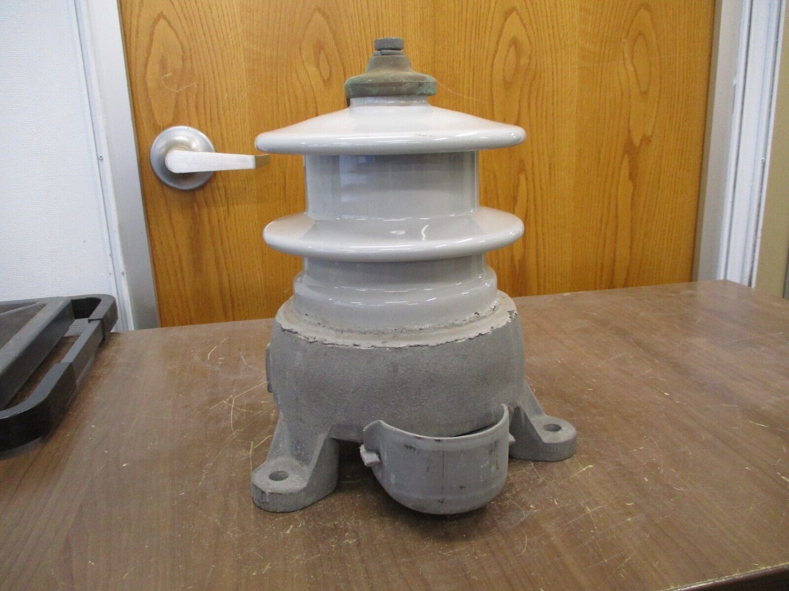 GE Tranquell Surge Arrester Station 9L11ZGB006S 6kV 50/60Hz Used