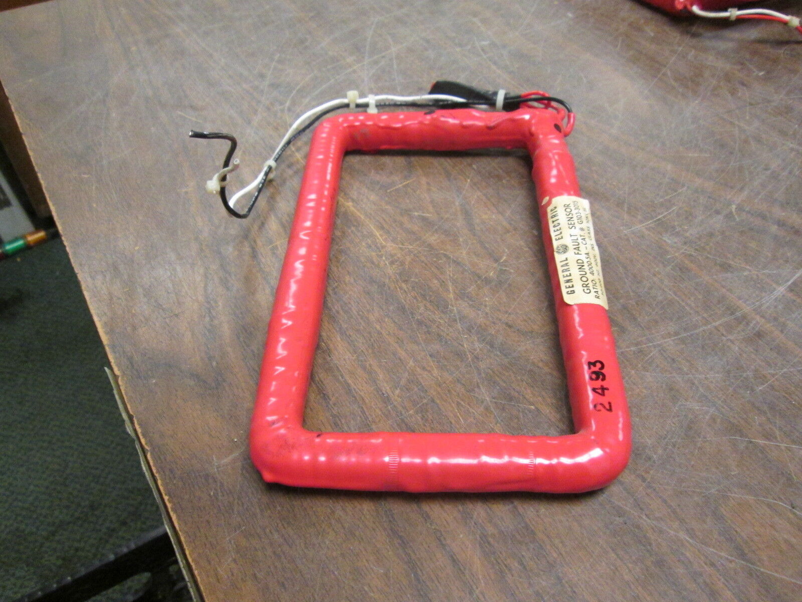 GE Ground Fault Sensor G103-3015 Ratio 4000:5A 10kv BIL 600V 50-400Hz Used