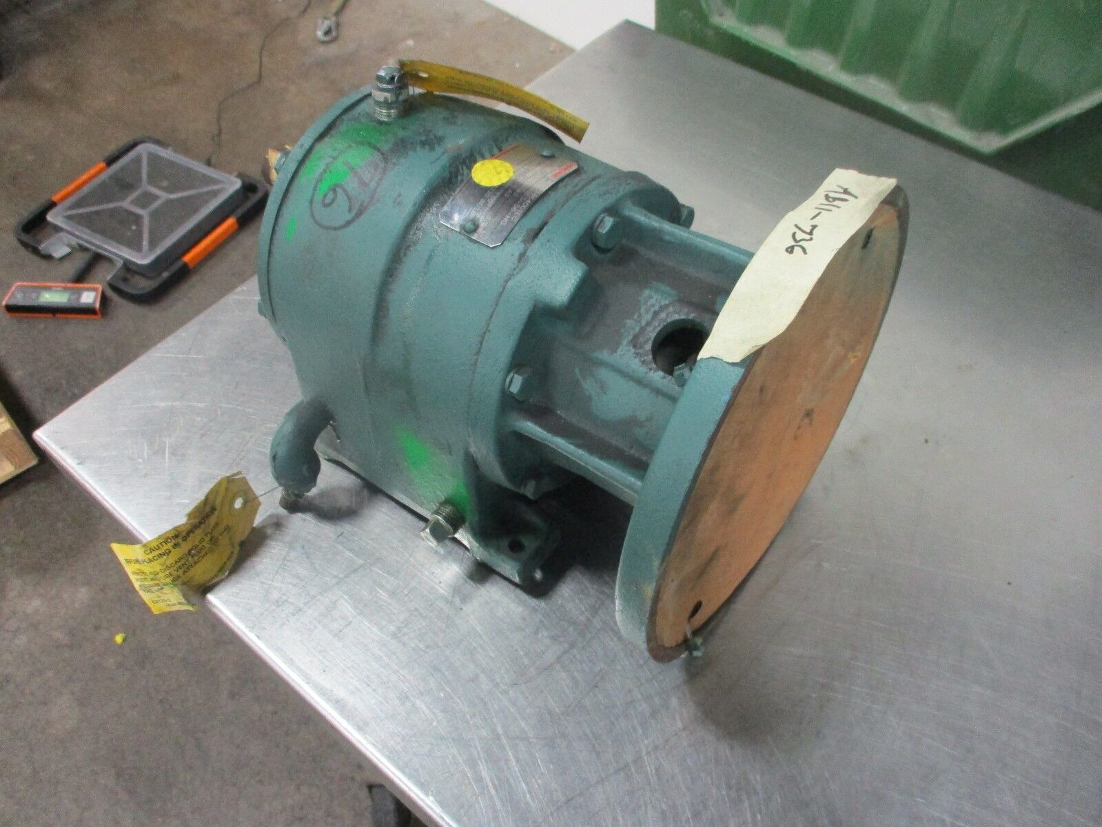 Dodge Gear 5593464001EC 1800RPM In 188RPM Out Ratio: 9.3 Used