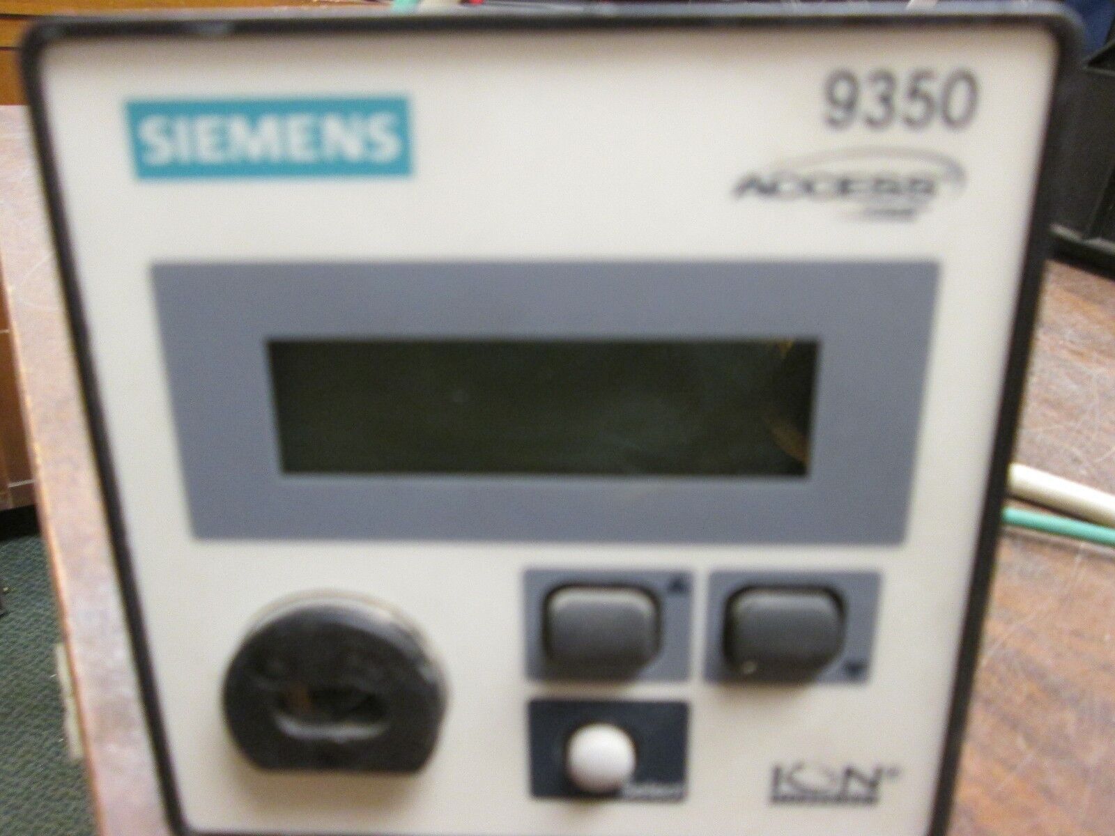 Siemens 9350 ION Meter 9350RC-100-0ZZZZA 95-240V 0.3A 47-440Hz Used