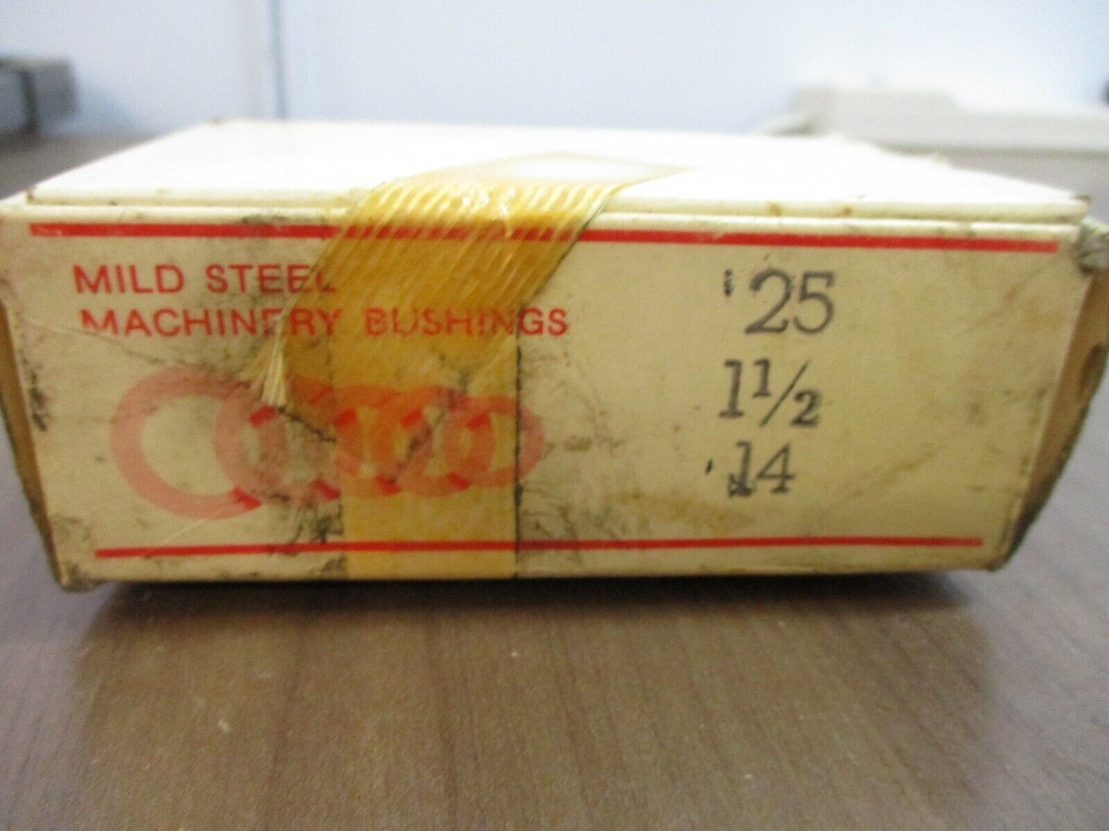 G.L. Huyett Bushing 25 Size: 1 1/2" New Surplus