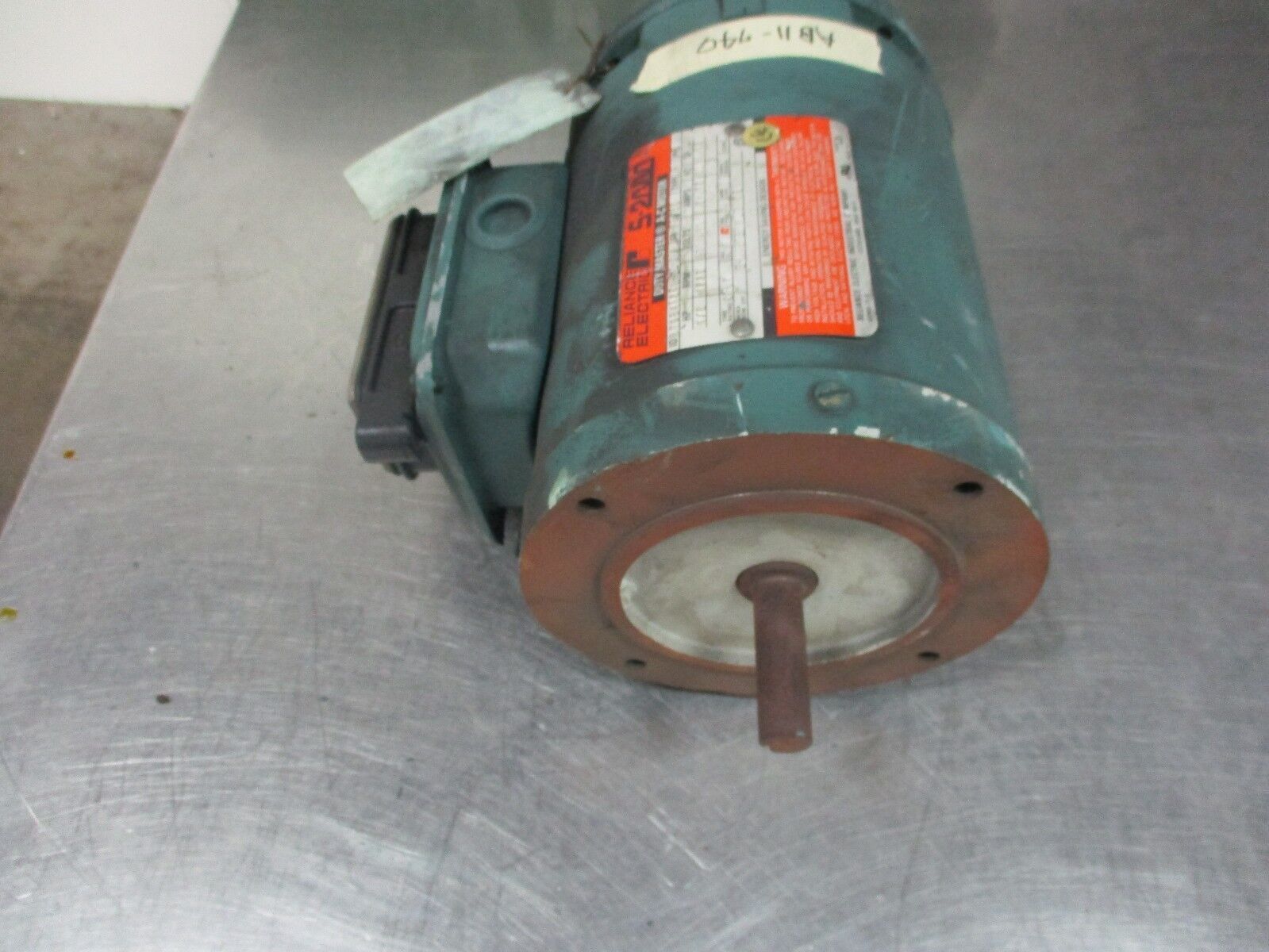 Reliance Duty Master AC Motor B79B4135M-ZZ 1/2HP 1800RPM FR:FB56C 230/460V Used