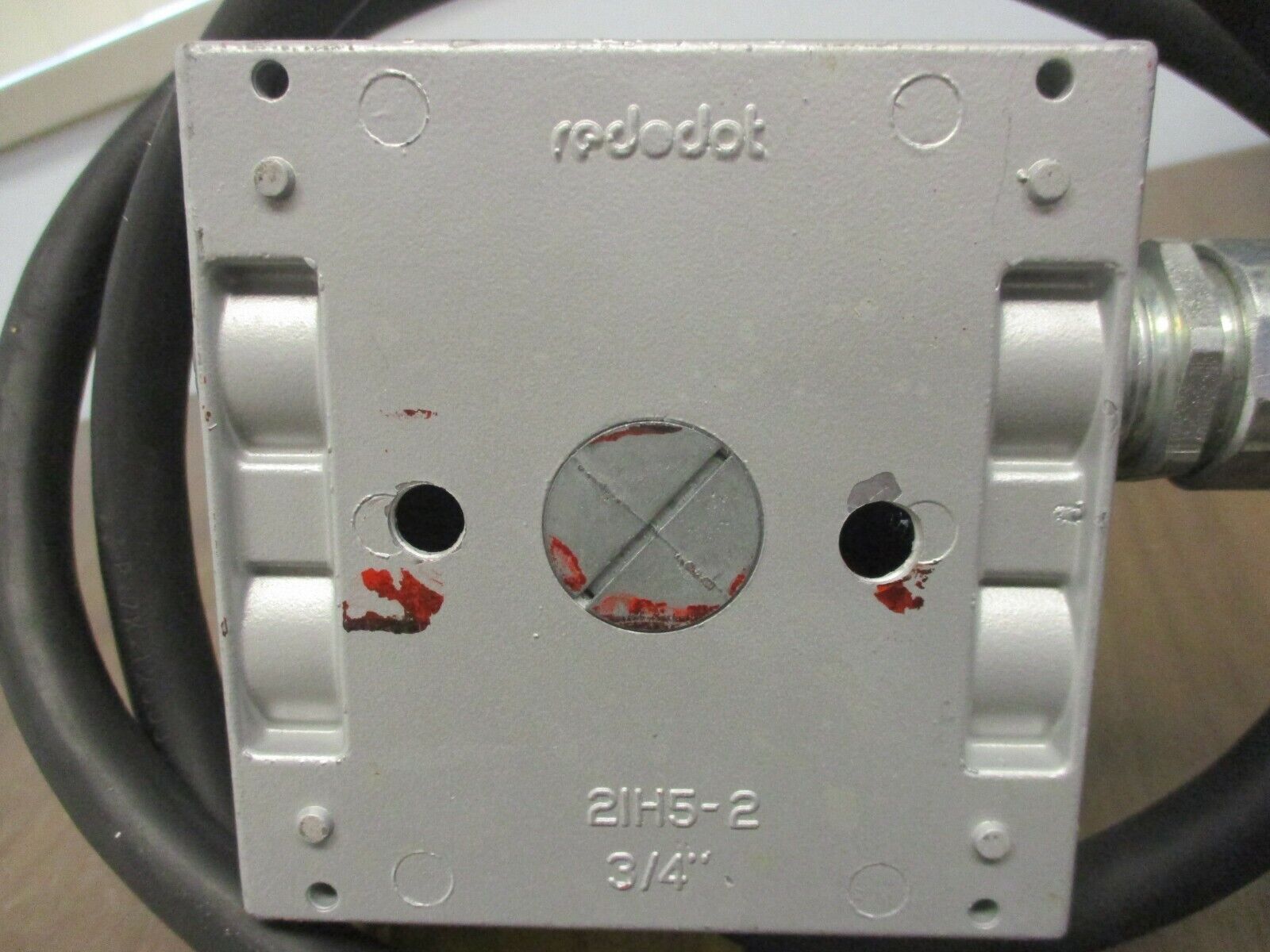 Thomas & Betts Red Dot Code Keeper Quad Receptacle 115V Wet Locations Used