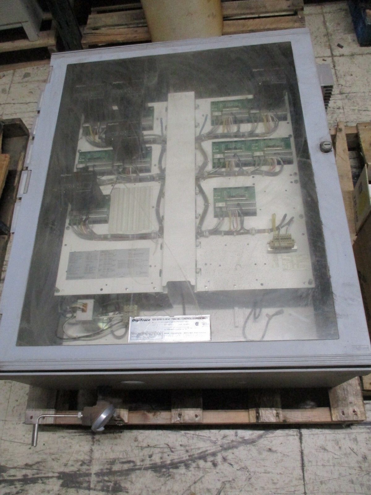 DigiTrace 920 Series Heat Tracing Controller Assembly 920*E14FWQ1*SIS312*SS3112