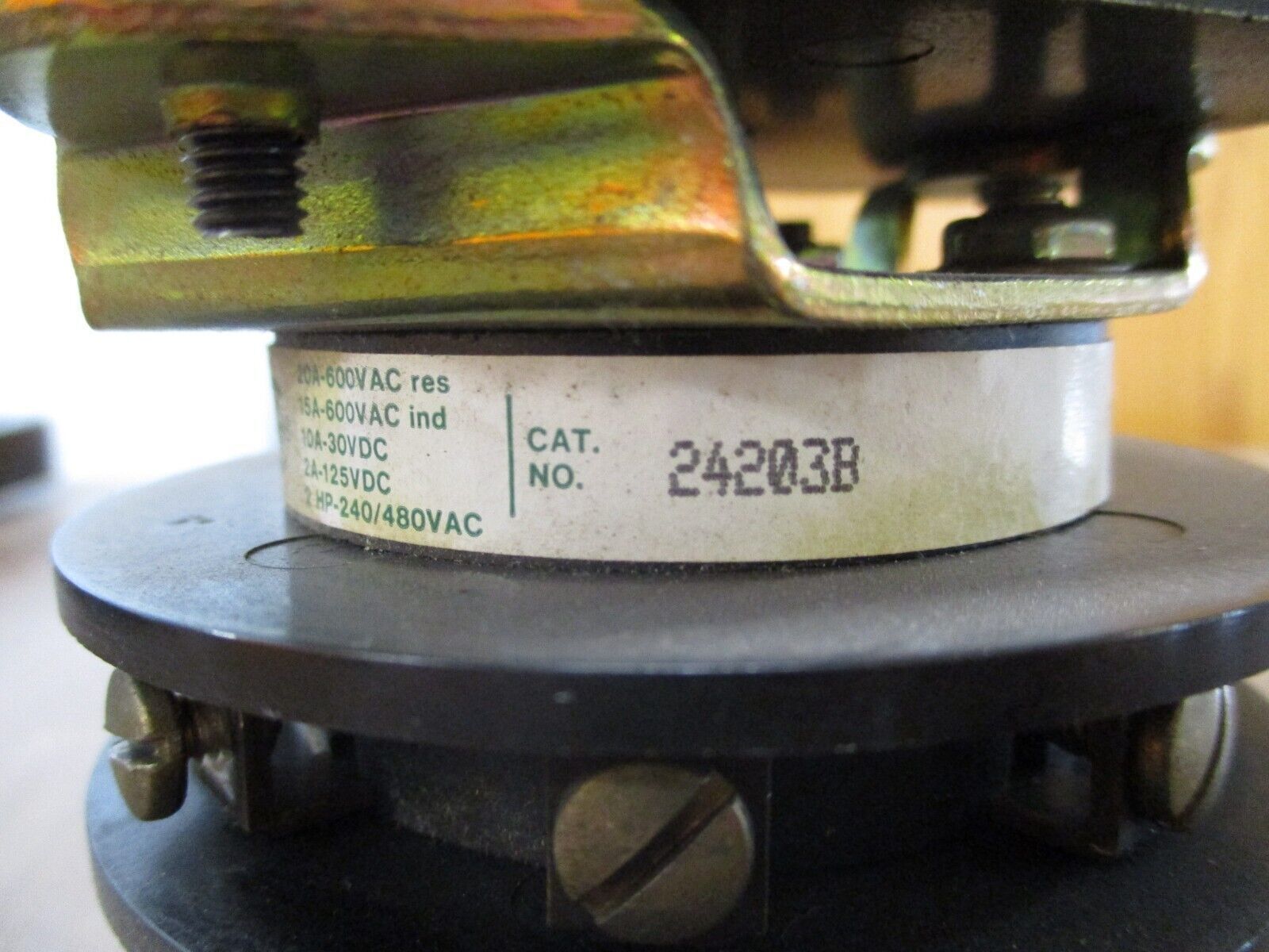 Electroswitch Series 24 Rotary Switch 24203B Used