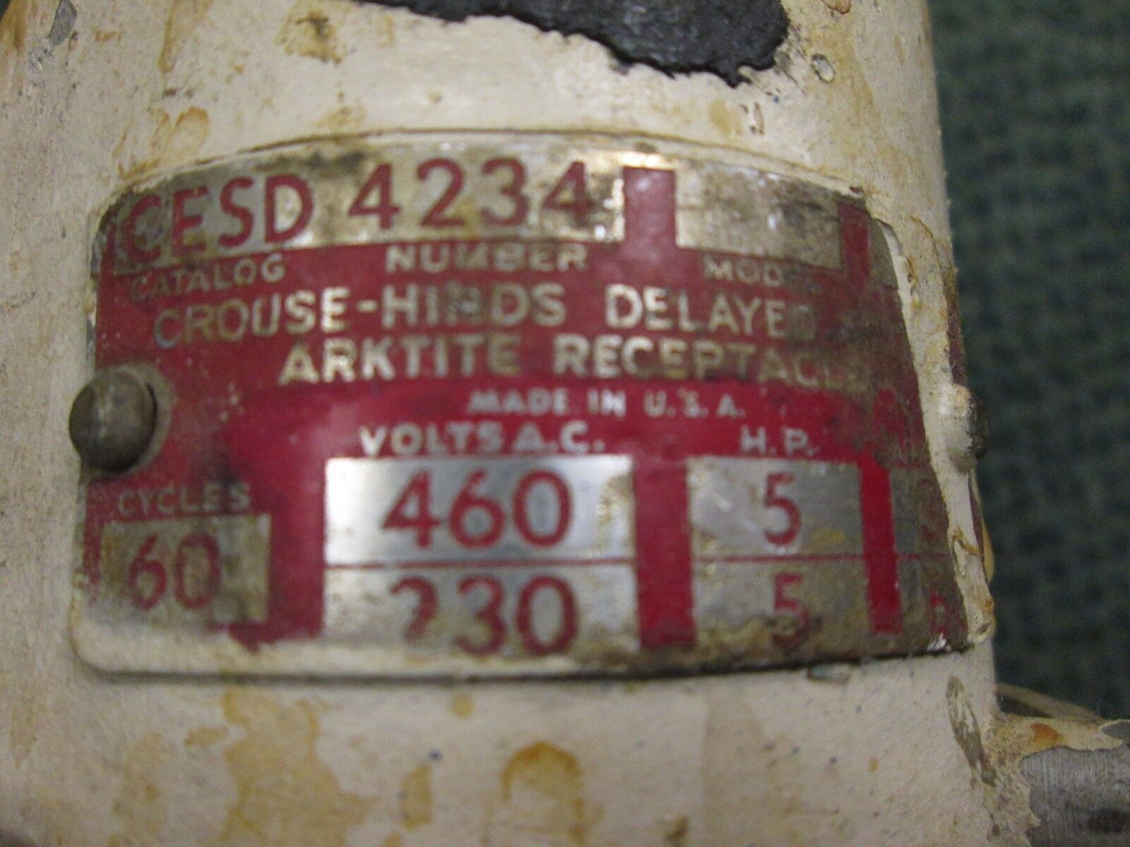 Crouse-Hinds Receptacle w/ Base CESD4234 30/60A 460/230V 3P 4W Used