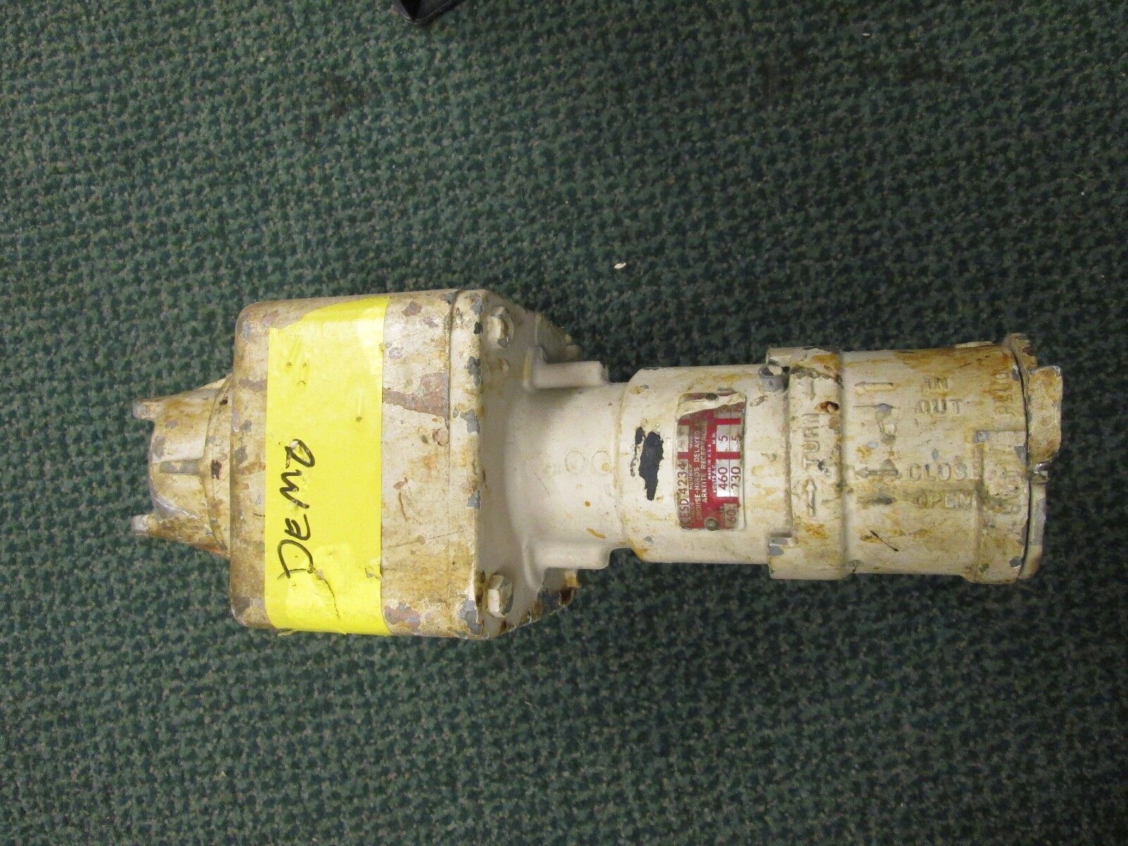 Crouse-Hinds Receptacle w/ Base CESD4234 30/60A 460/230V 3P 4W Used