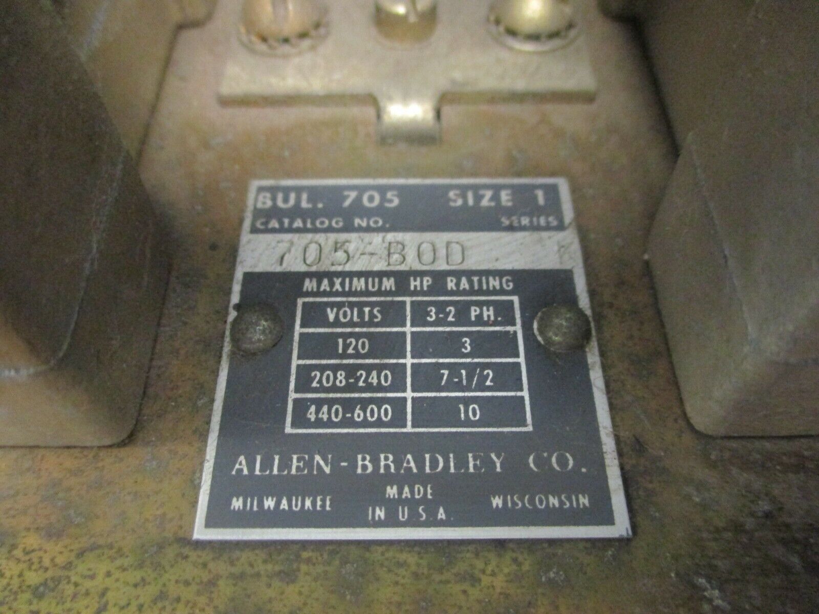 Allen-Bradley Size 1 Reversing Starter 705-BOD Ser. K 120V Coil Used