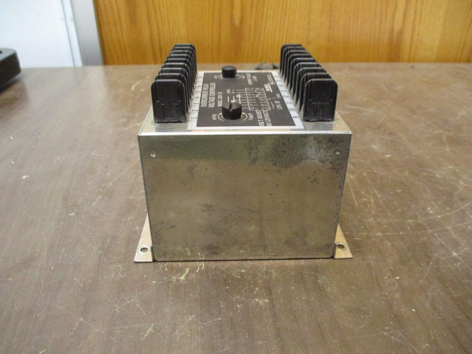 Wilmar Voltage Controlled Overcurrent Relay 1200-5X 80-120V 1-5A Used