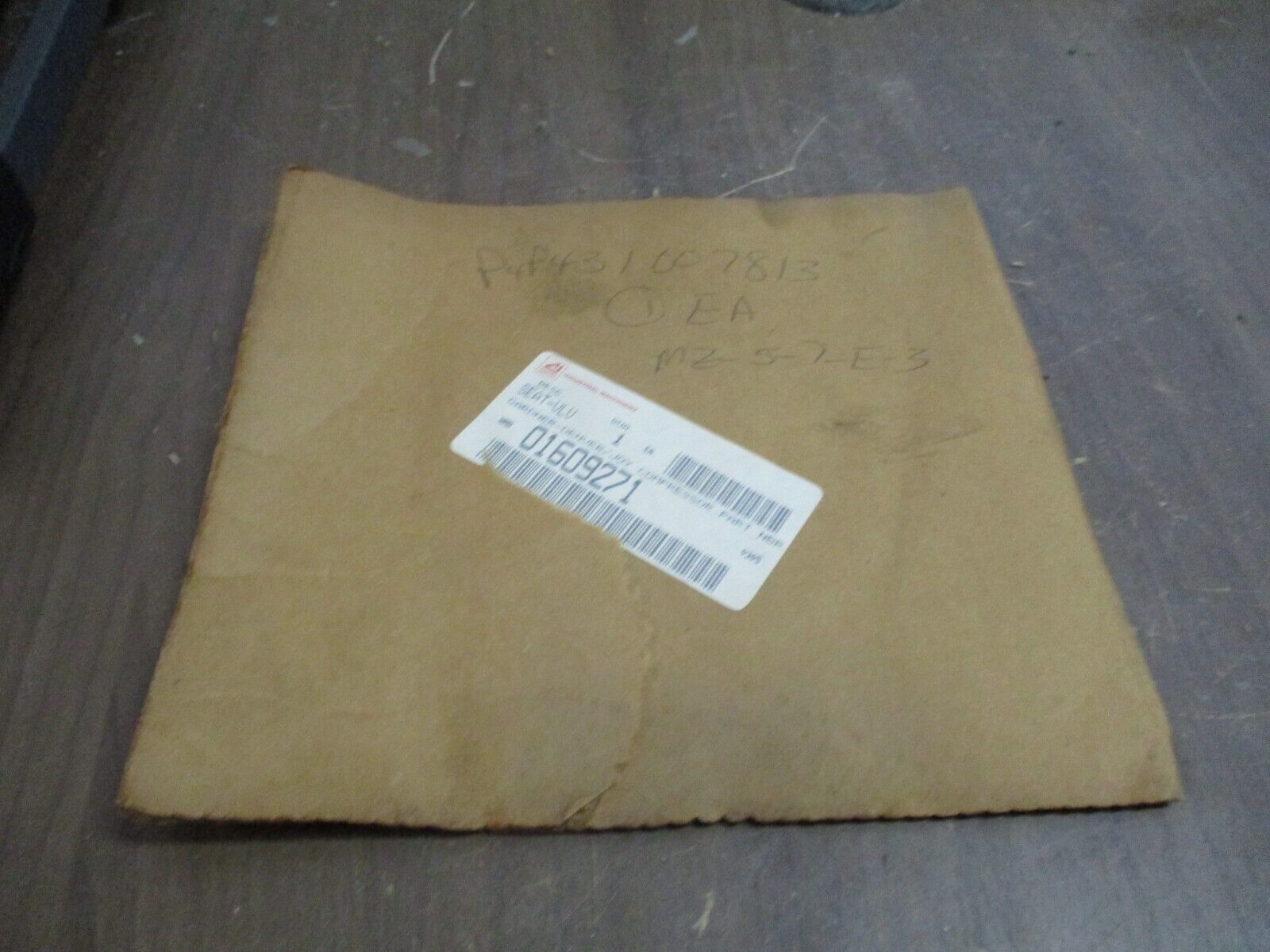 Cooper Valve Seat 01609271 New Surplus