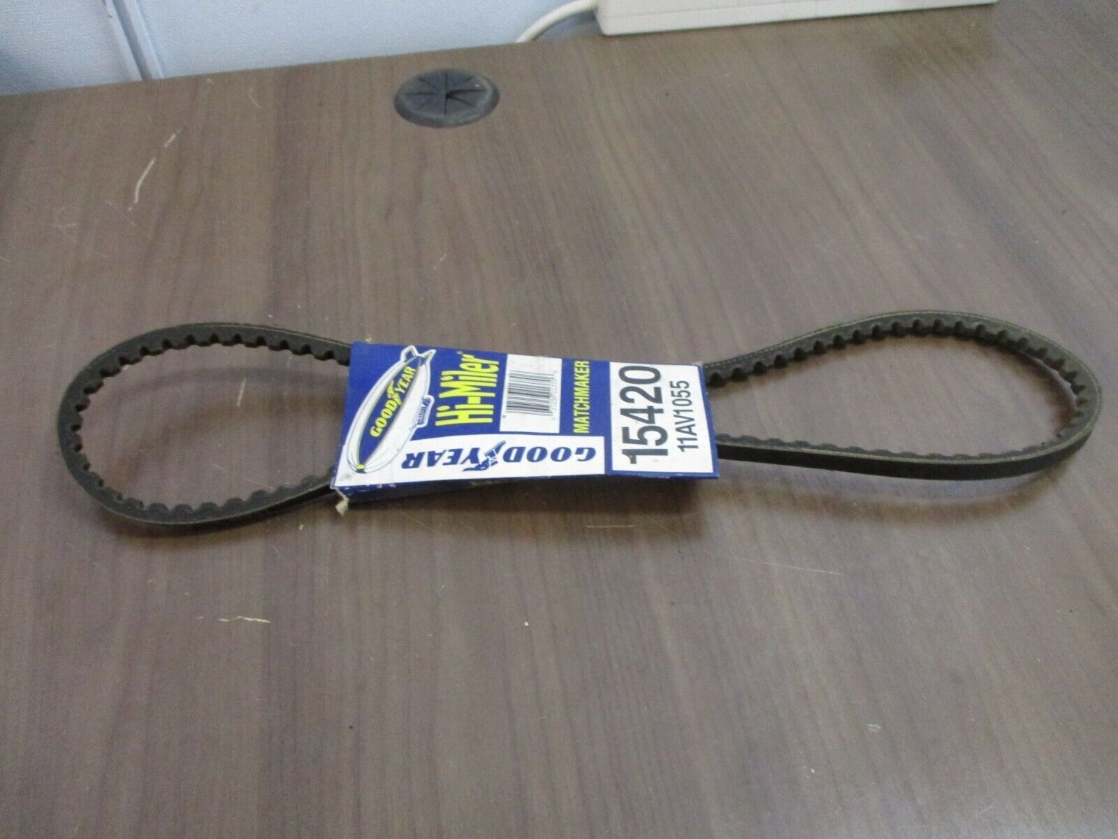 Good Year Hi-Miler Matchmaker 11AV1055 Belt 15420 New Surplus