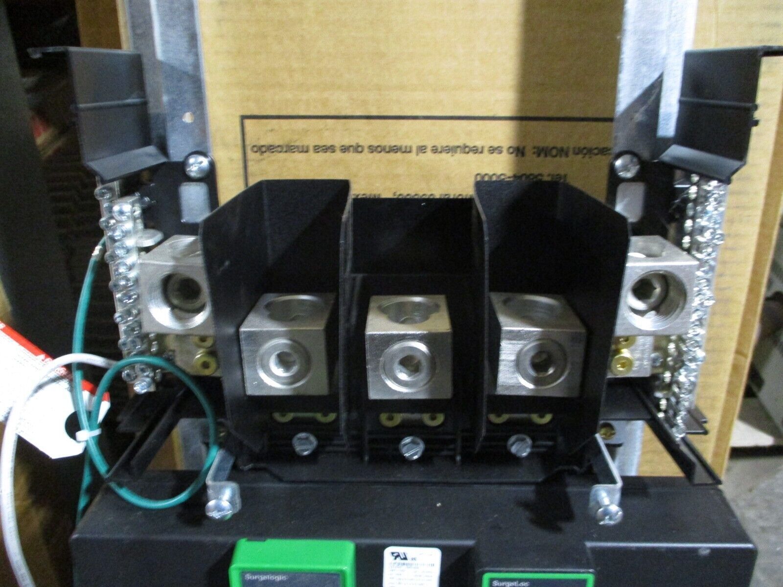 Square D NQOD Panelboard Interior w/ Box & Cover 12417700710010001 400A 3Ph 4W