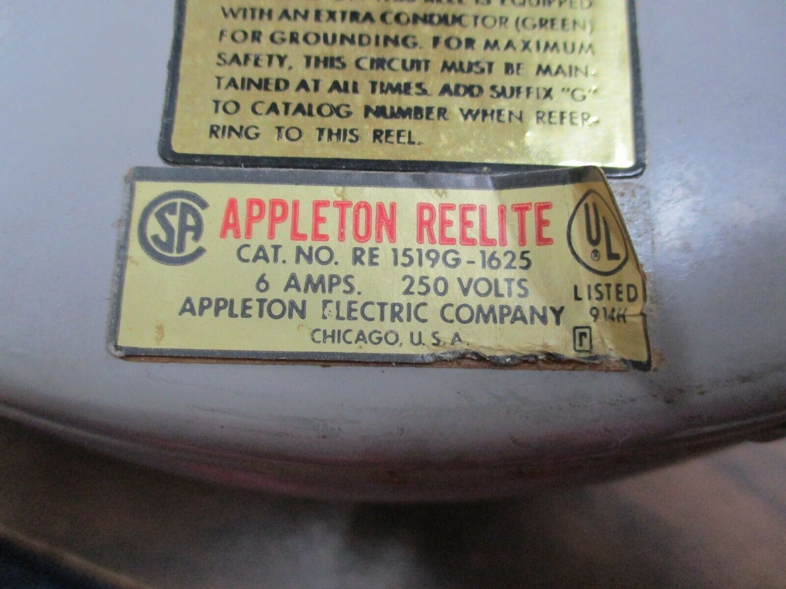 Appleton Reclite Cord Reel RE 1519G-1625 6A 250V w/Light Fixture/Receptacle Used