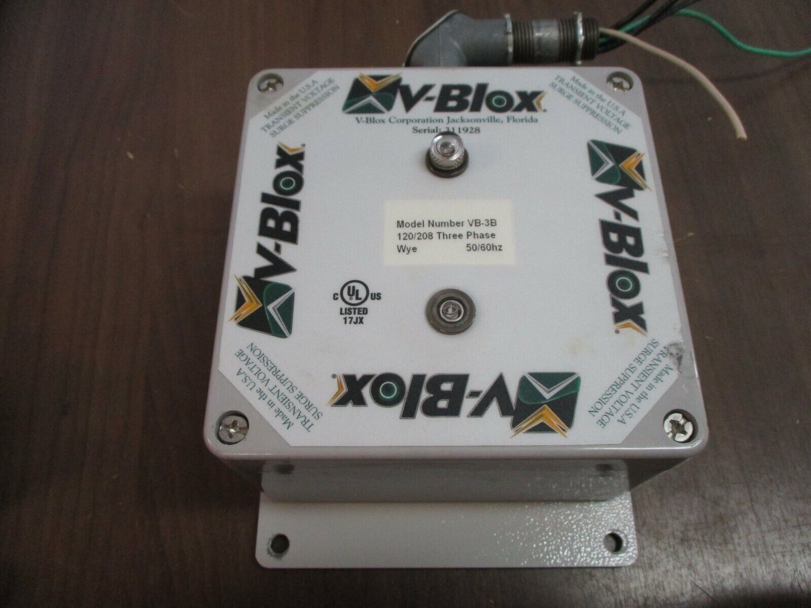 V-Blox Surge Suppressor VB-3B 120/208V 3Ph 50/60Hz *Broken Light* Used